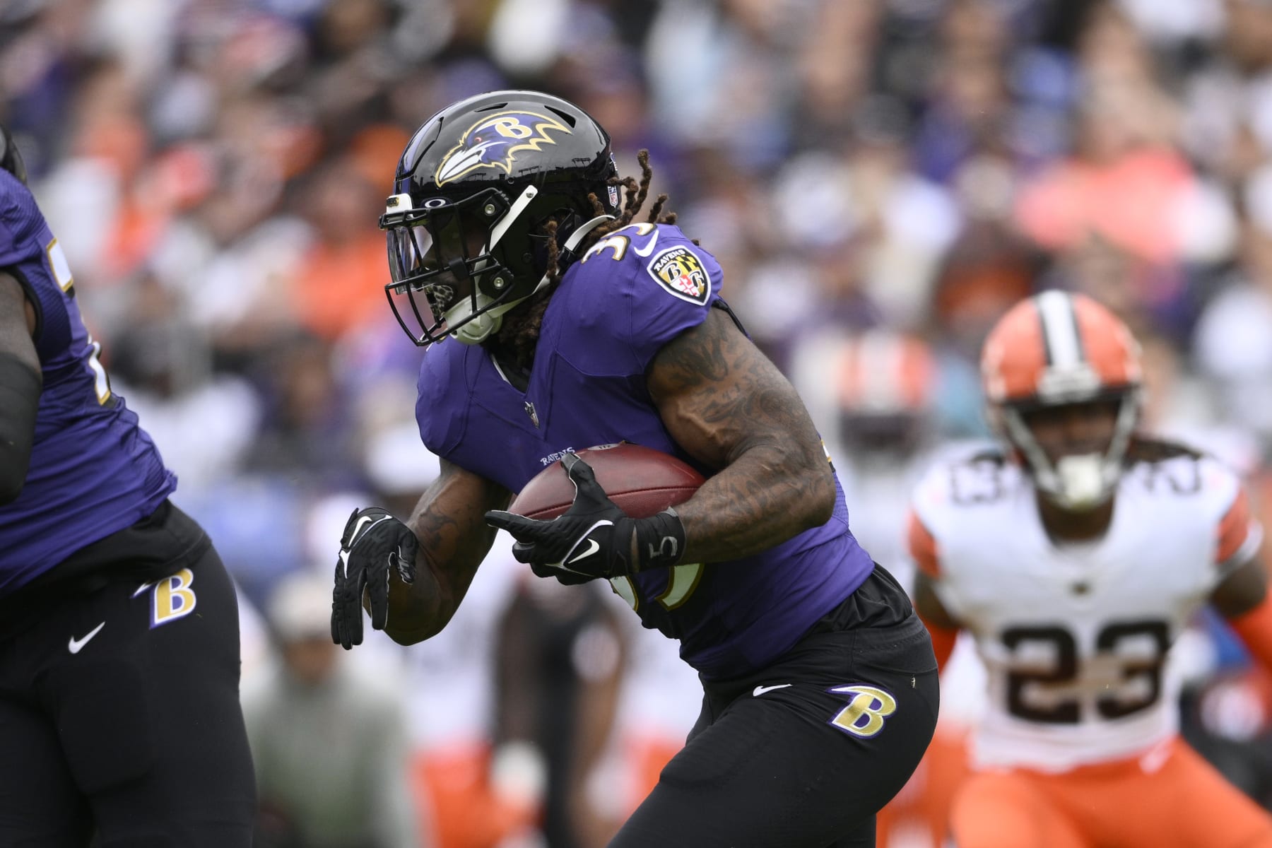 Baltimore Ravens running back Gus Edwards (35) in action during the first half of an NFL football game against the Cleveland Browns, Sunday, Oct. 23, 2022, in Baltimore. (AP Photo/Nick Wass)