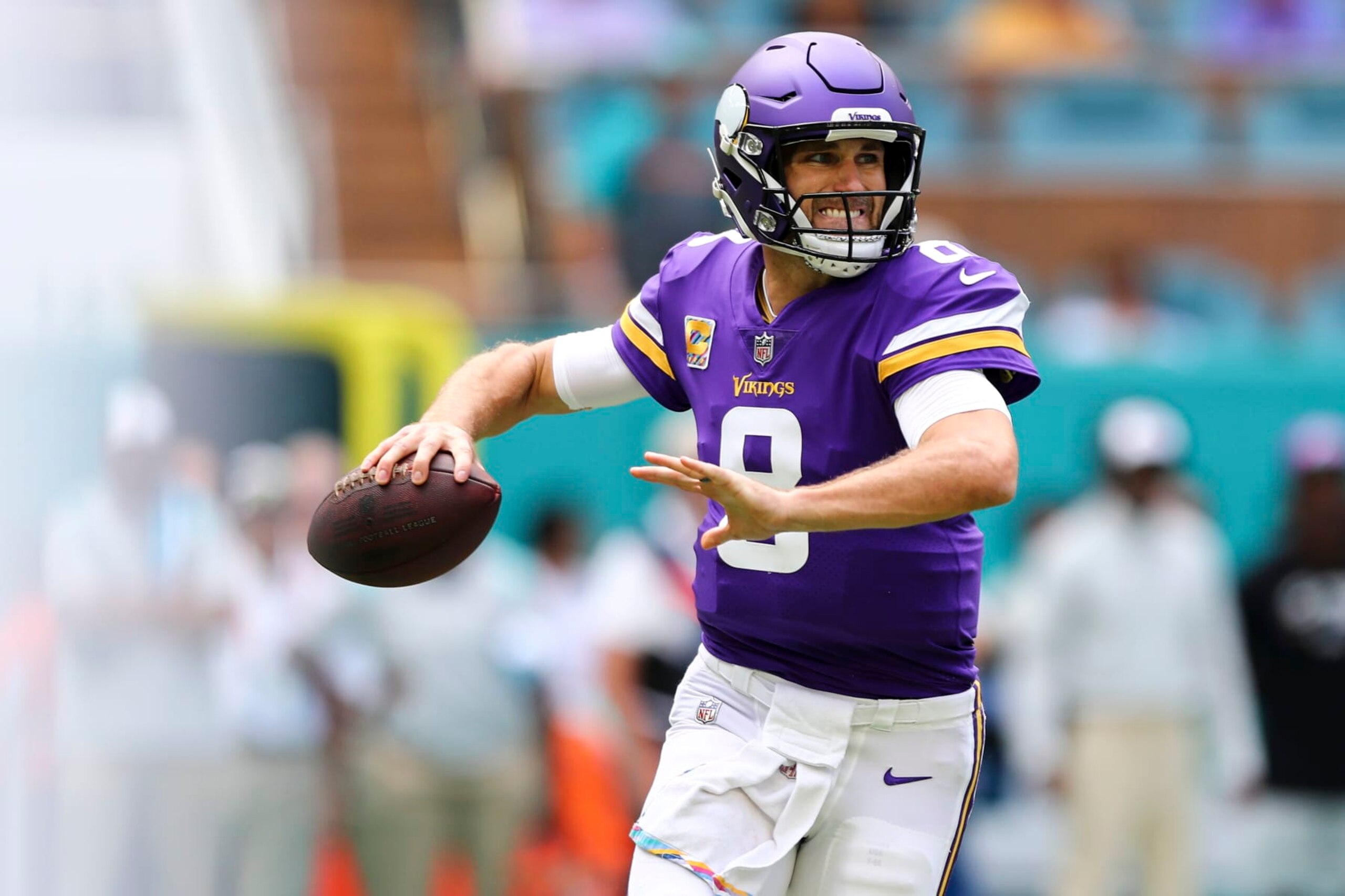MIAMI GARDENS, FL - OCTOBER 16: Kirk Cousins #8 of the Minnesota Vikings throws a pass during the first quarter of an NFL football game against the Miami Dolphins at Hard Rock Stadium on October 16, 2022 in Miami Gardens, Florida. (Photo by Kevin Sabitus/Getty Images)