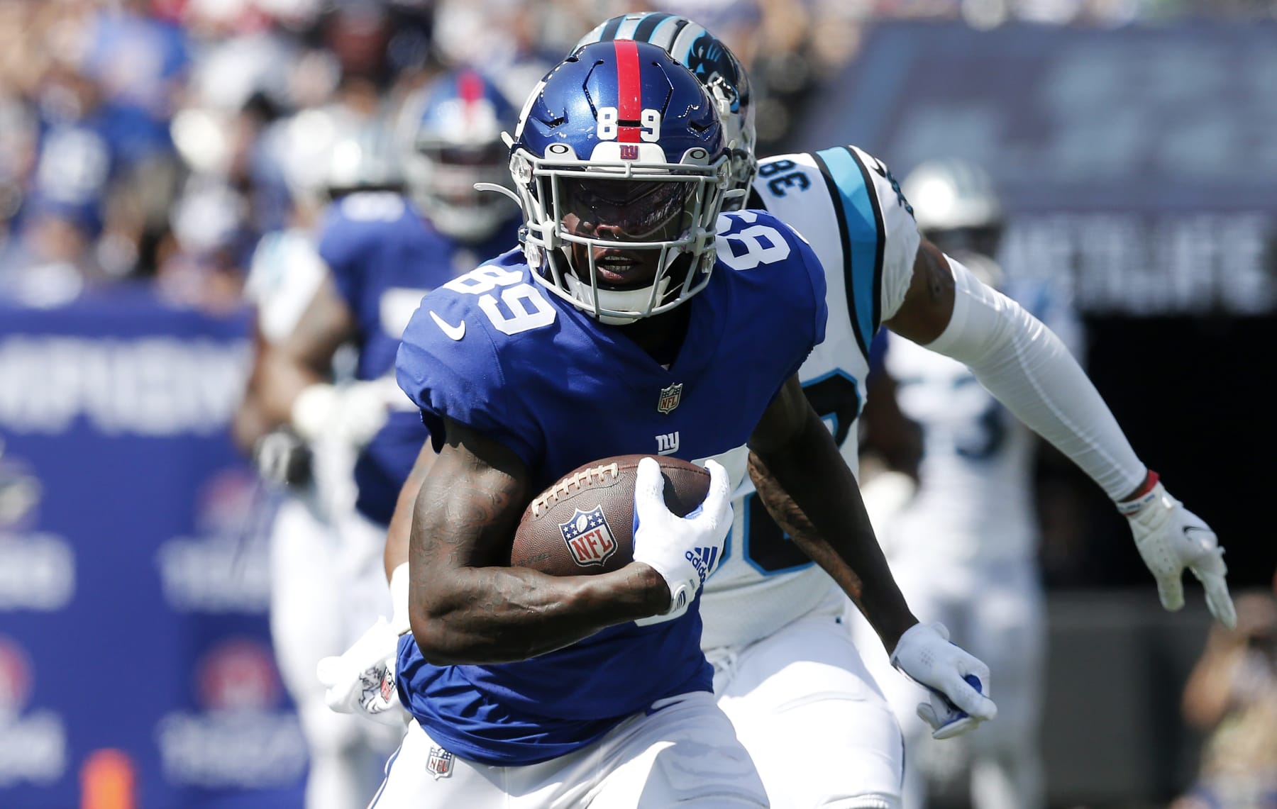 EAST RUTHERFORD, NEW JERSEY - SEPTEMBER 18: (NEW YORK DAILIES OUT)  Kadarius Toney #89 of the New York Giants in action against the Carolina Panthers at MetLife Stadium on September 18, 2022 in East Rutherford, New Jersey. The Giants defeated the Panthers 19-16. (Photo by Jim McIsaac/Getty Images)