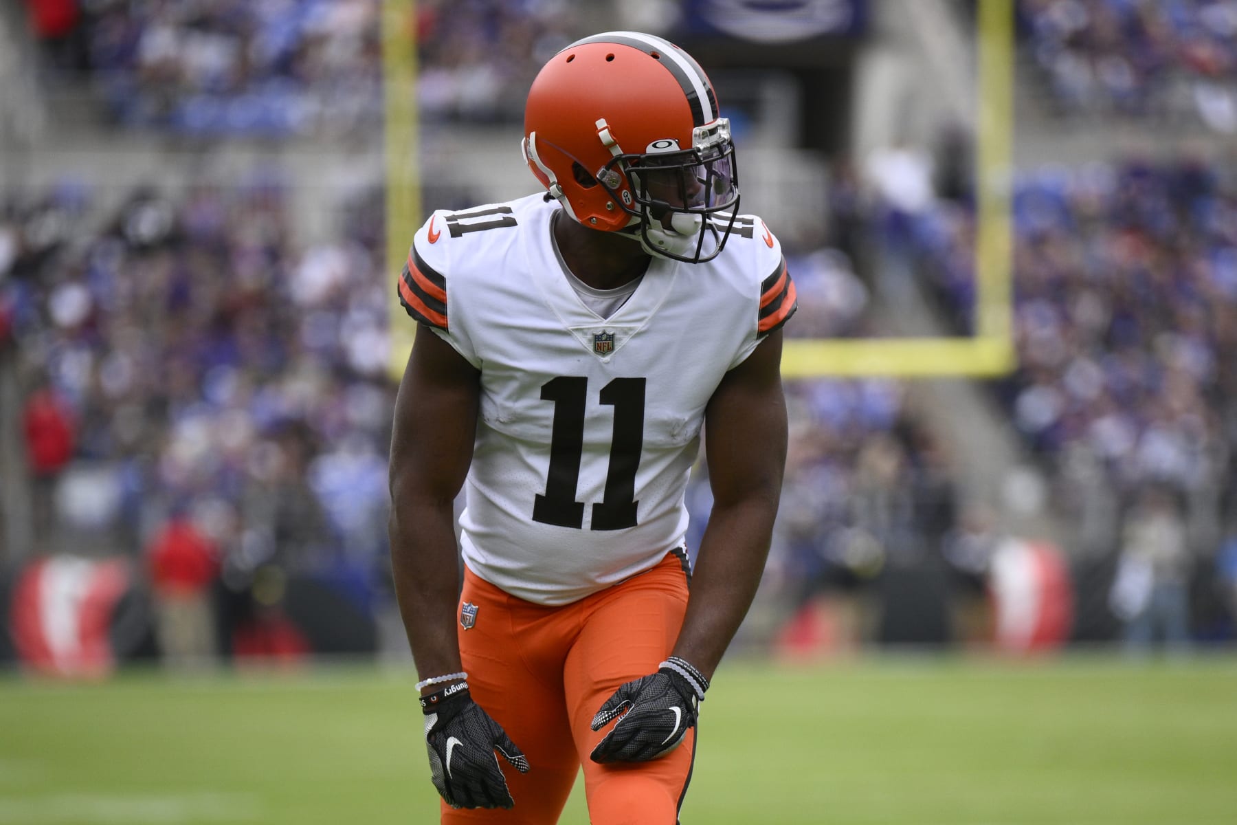 Cleveland Browns wide receiver Donovan Peoples-Jones (11) lines up during the first half of an NFL football game against the Baltimore Ravens, Sunday, Oct. 23, 2022, in Baltimore. (AP Photo/Nick Wass)