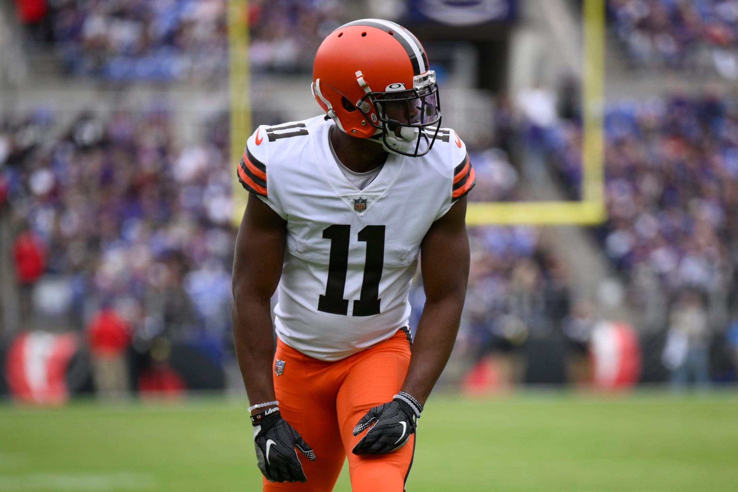 Cleveland Browns wide receiver Donovan Peoples-Jones (11) lines up during the first half of an NFL football game against the Baltimore Ravens, Sunday, Oct. 23, 2022, in Baltimore. (AP Photo/Nick Wass)