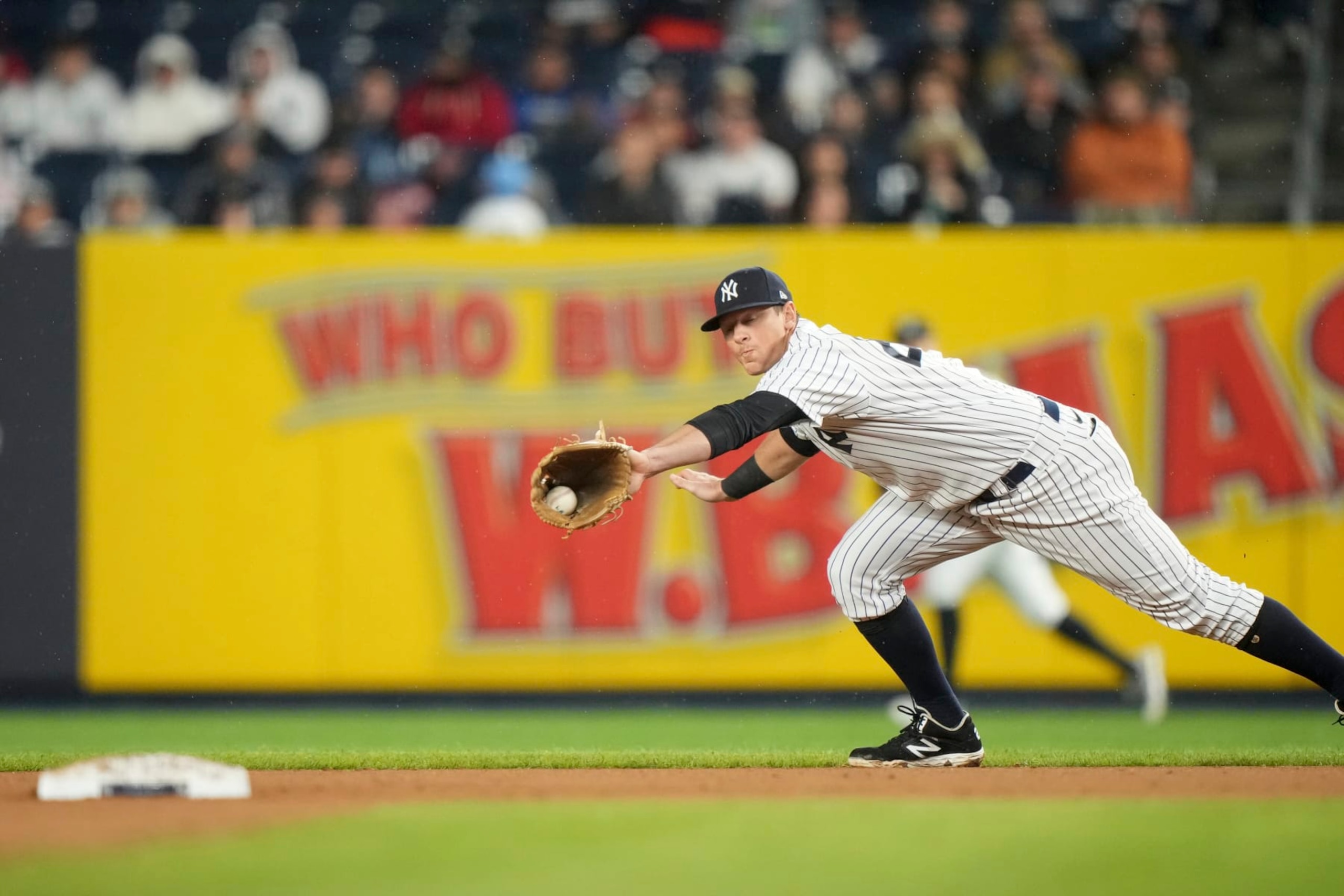 Baseball: New York Yankees DJ LeMahieu (26) in action, fielding vs Baltimore Orioles at Yankee Stadium. 
Bronx NY 4/26/2022 
CREDIT: Erick W. Rasco (Photo by Erick W. Rasco /Sports Illustrated via Getty Images)
(Set Number: X164033 TK1)