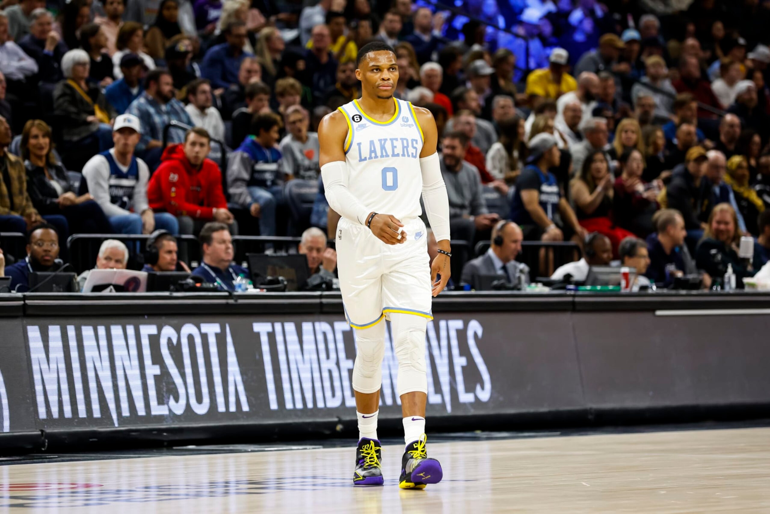 MINNEAPOLIS, MN - OCTOBER 28: Russell Westbrook #0 of the Los Angeles Lakers looks on against the Minnesota Timberwolves in the first quarter of the game at Target Center on October 28, 2022 in Minneapolis, Minnesota. NOTE TO USER: User expressly acknowledges and agrees that, by downloading and or using this Photograph, user is consenting to the terms and conditions of the Getty Images License Agreement. (Photo by David Berding/Getty Images)