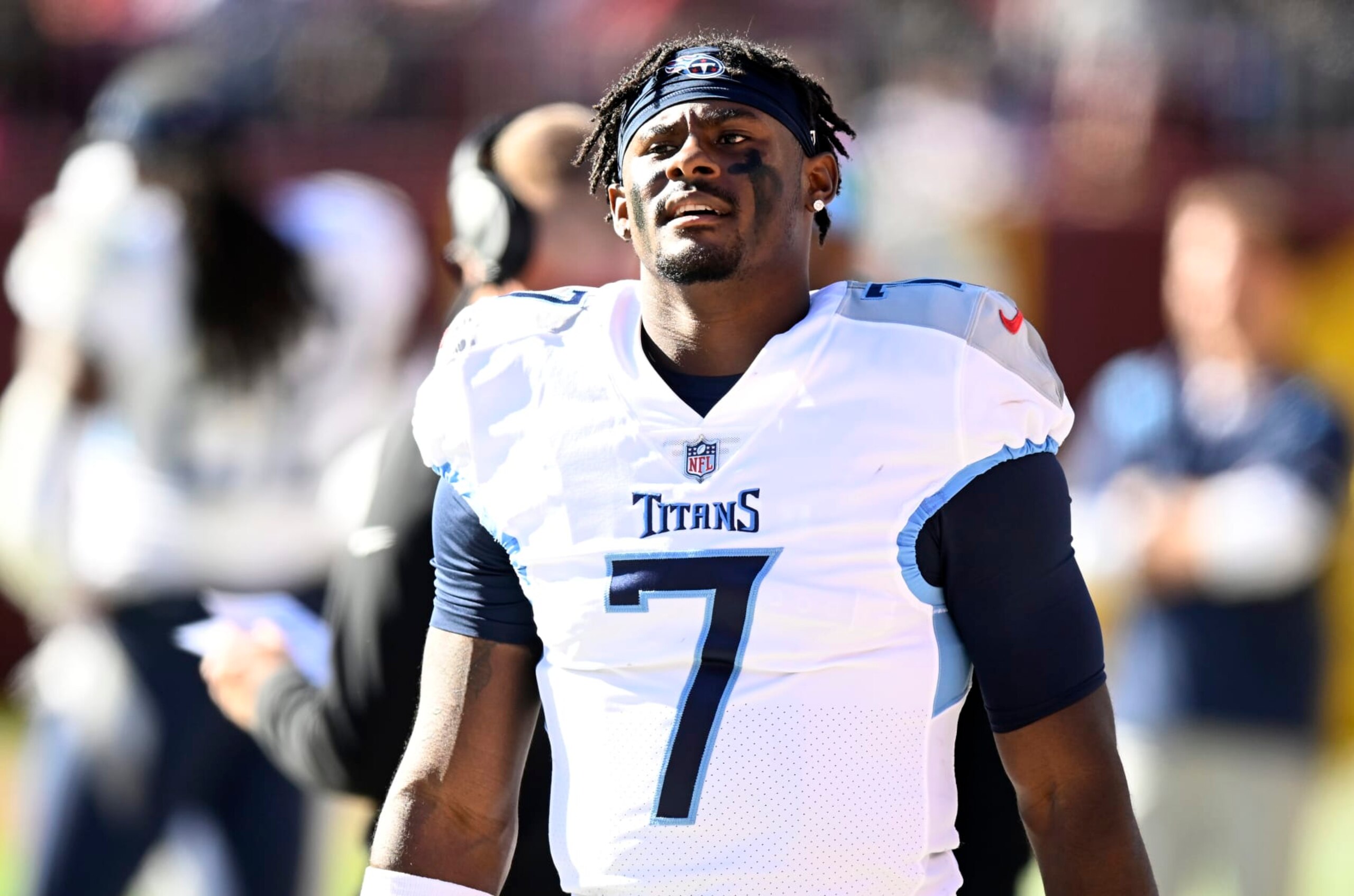 LANDOVER, MARYLAND - OCTOBER 09: Malik Willis #7 of the Tennessee Titans watches the game against the Washington Commanders at FedExField on October 09, 2022 in Landover, Maryland. (Photo by G Fiume/Getty Images)