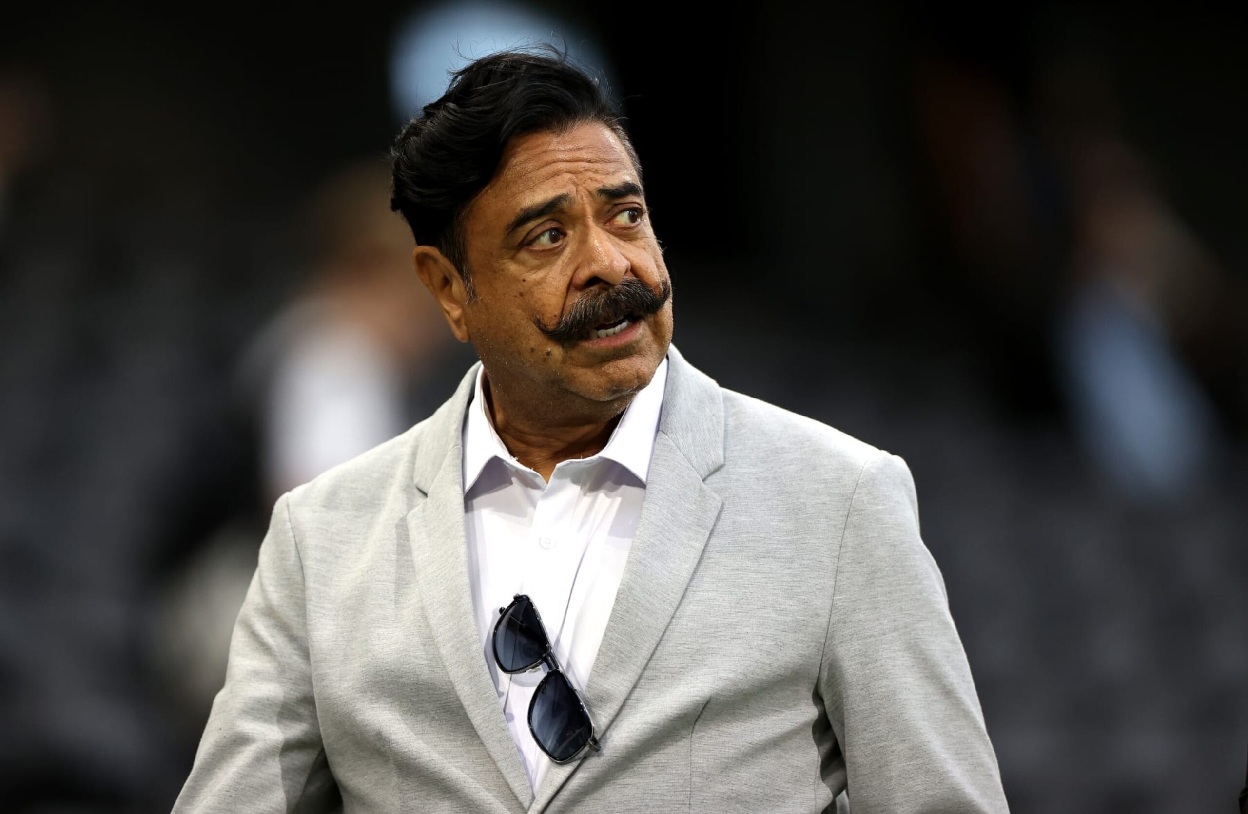LONDON, ENGLAND - AUGUST 30: Owner of Fulham FC Shahid Khan tours the stadium ahead of the Premier League match between Fulham FC and Brighton & Hove Albion at Craven Cottage on August 30, 2022 in London, England. (Photo by Chloe Knott - Danehouse/Getty Images)