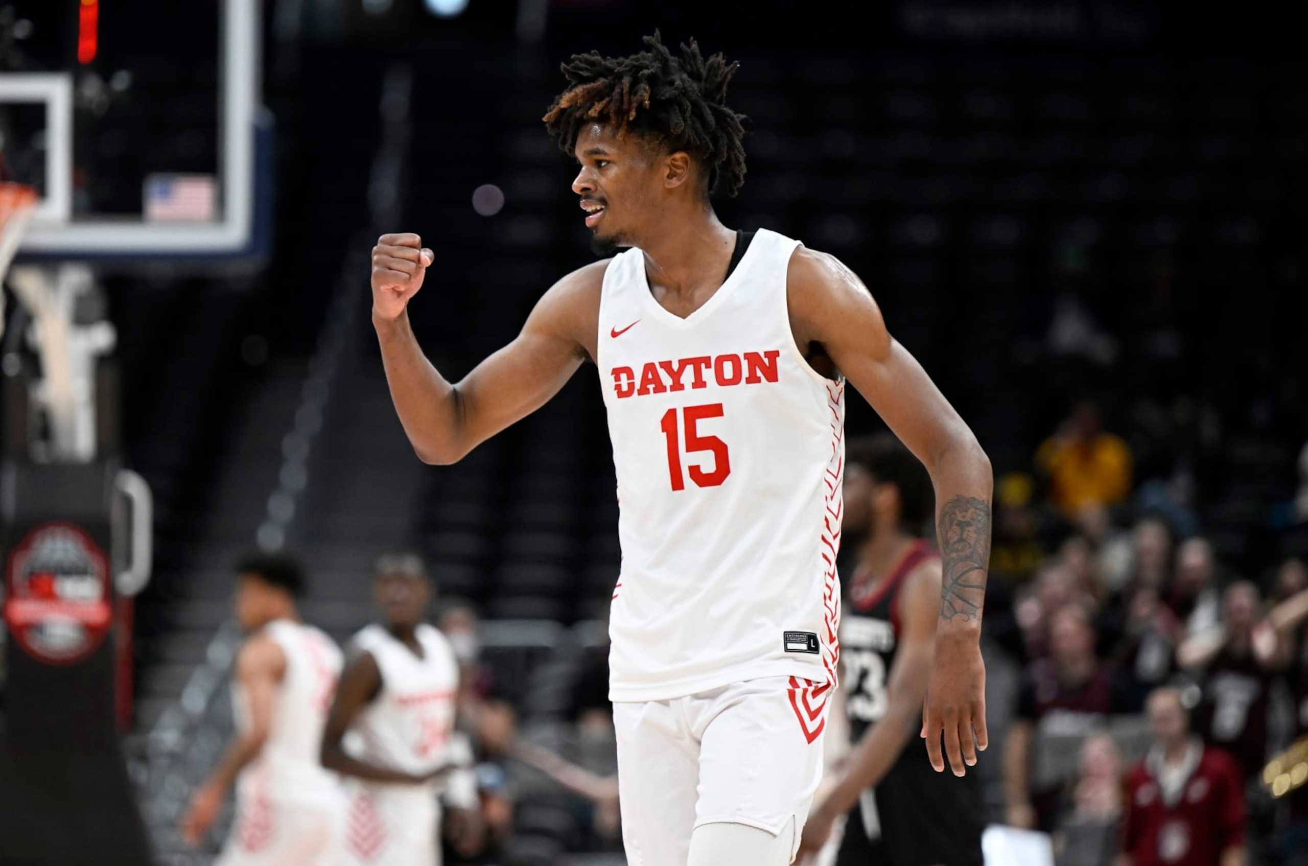 Dayton's DaRon Holmes II