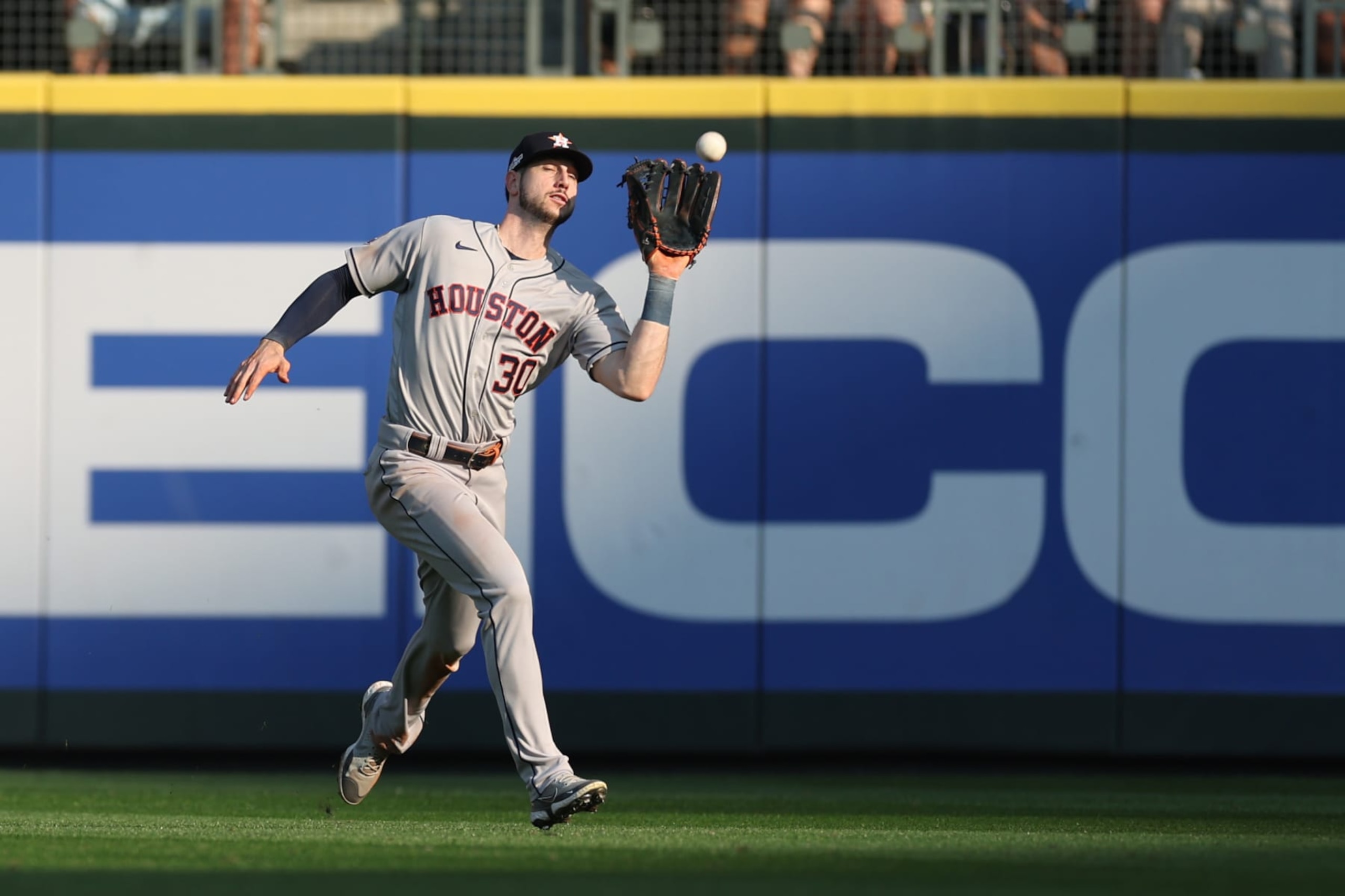 SEATTLE, WASHINGTON - OCTOBER 15: Kyle Tucker #30 of the Houston Astros makes a catch during the eighth inning against the Seattle Mariners in game three of the American League Division Series at T-Mobile Park on October 15, 2022 in Seattle, Washington. (Photo by Rob Carr/Getty Images)