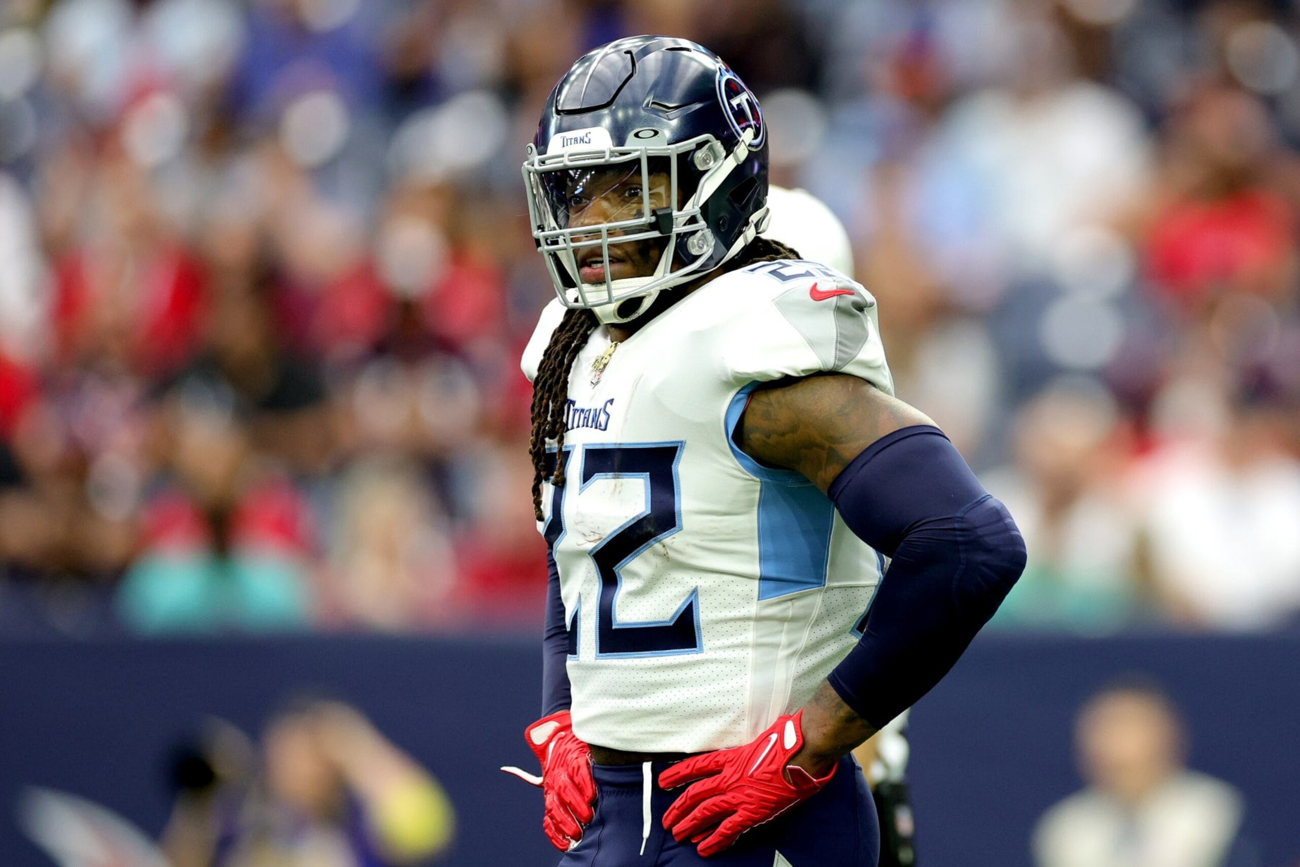 HOUSTON, TEXAS - OCTOBER 30: Derrick Henry #22 of the Tennessee Titans reacts during the first half against the Houston Texans at NRG Stadium on October 30, 2022 in Houston, Texas. (Photo by Carmen Mandato/Getty Images)