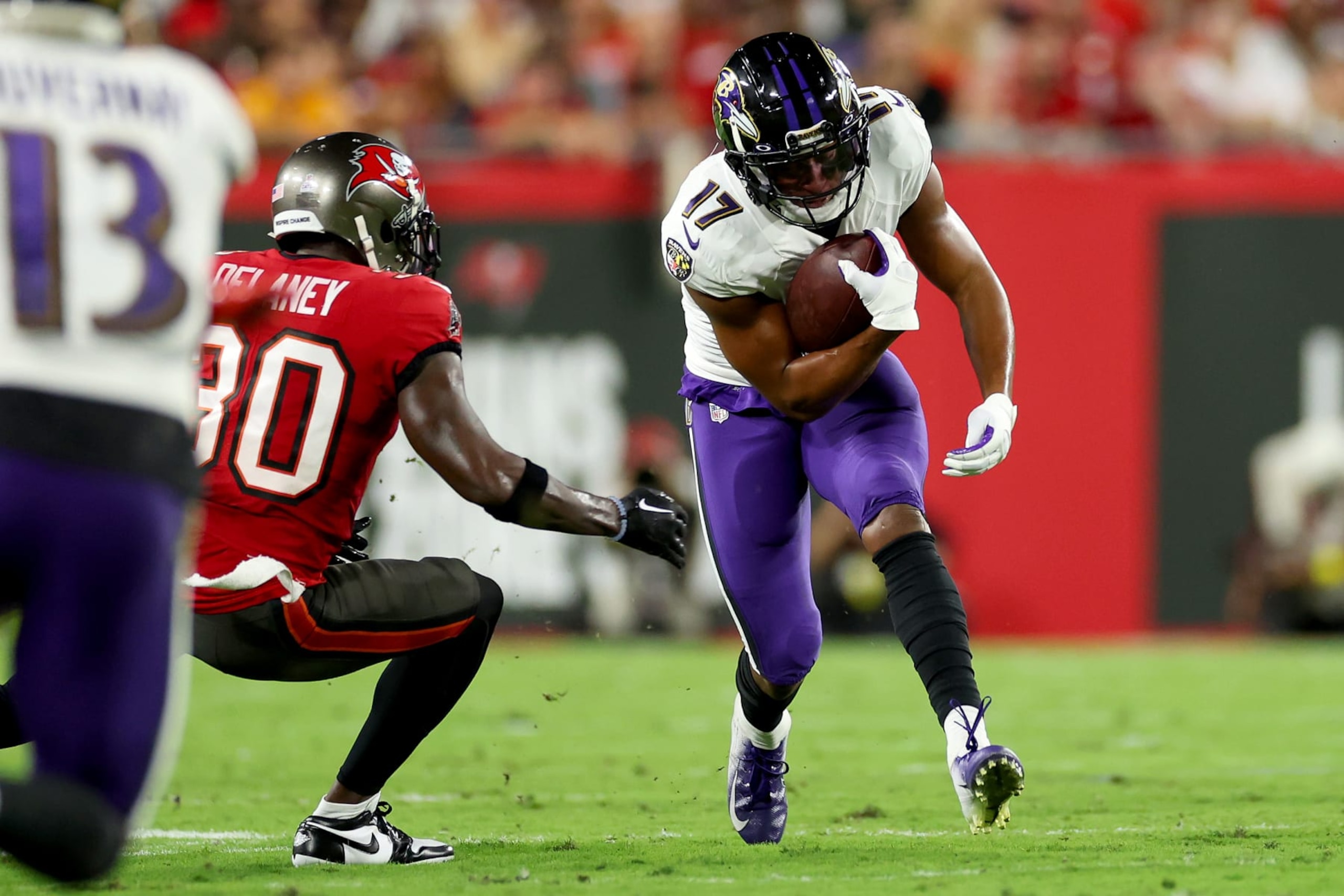 TAMPA, FLORIDA - OCTOBER 27: Kenyan Drake #17 of the Baltimore Ravens carries the ball after a catch during the second quarter against the Tampa Bay Buccaneers at Raymond James Stadium on October 27, 2022 in Tampa, Florida. (Photo by Mike Ehrmann/Getty Images)