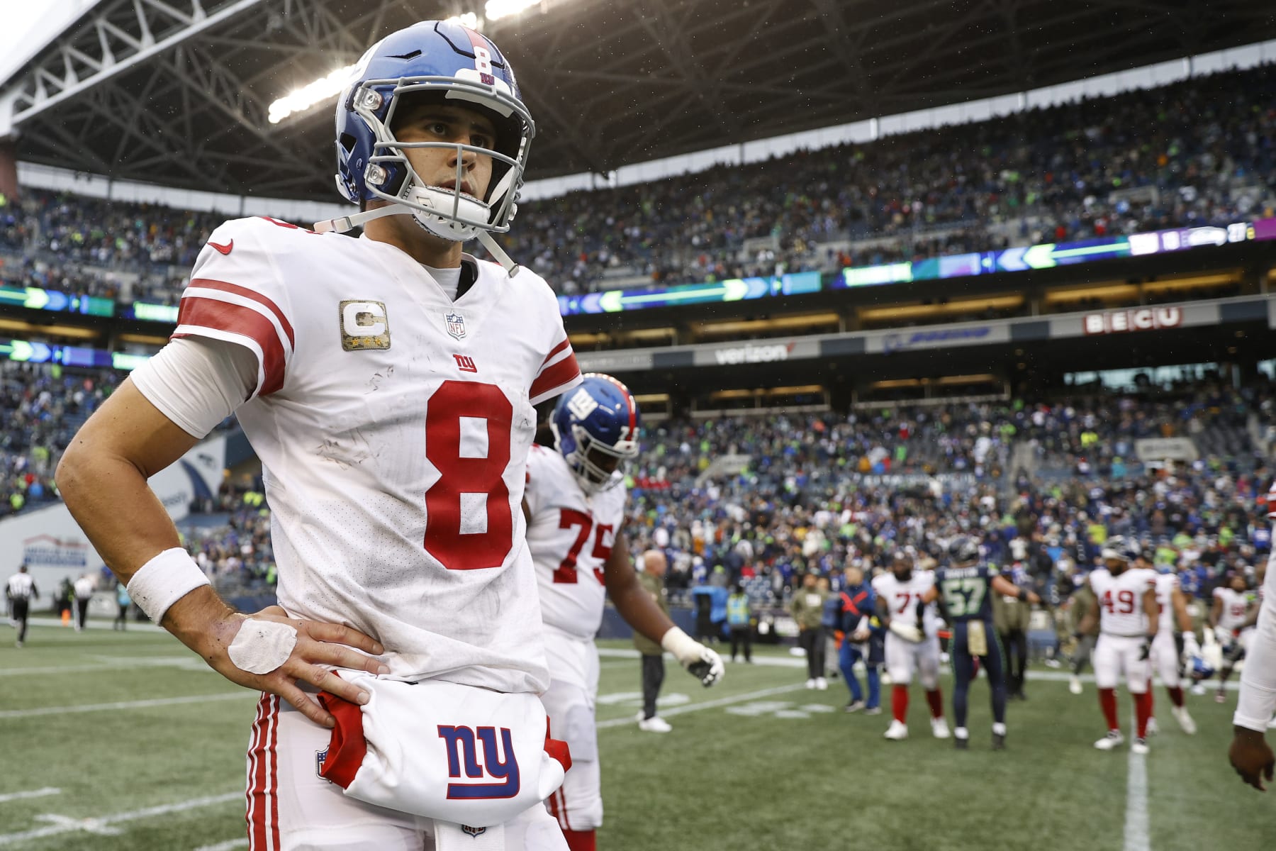 SEATTLE, WASHINGTON - OCTOBER 30: Daniel Jones #8 of the New York Giants reacts after a loss to the Seattle Seahawks at Lumen Field on October 30, 2022 in Seattle, Washington. (Photo by Steph Chambers/Getty Images)
