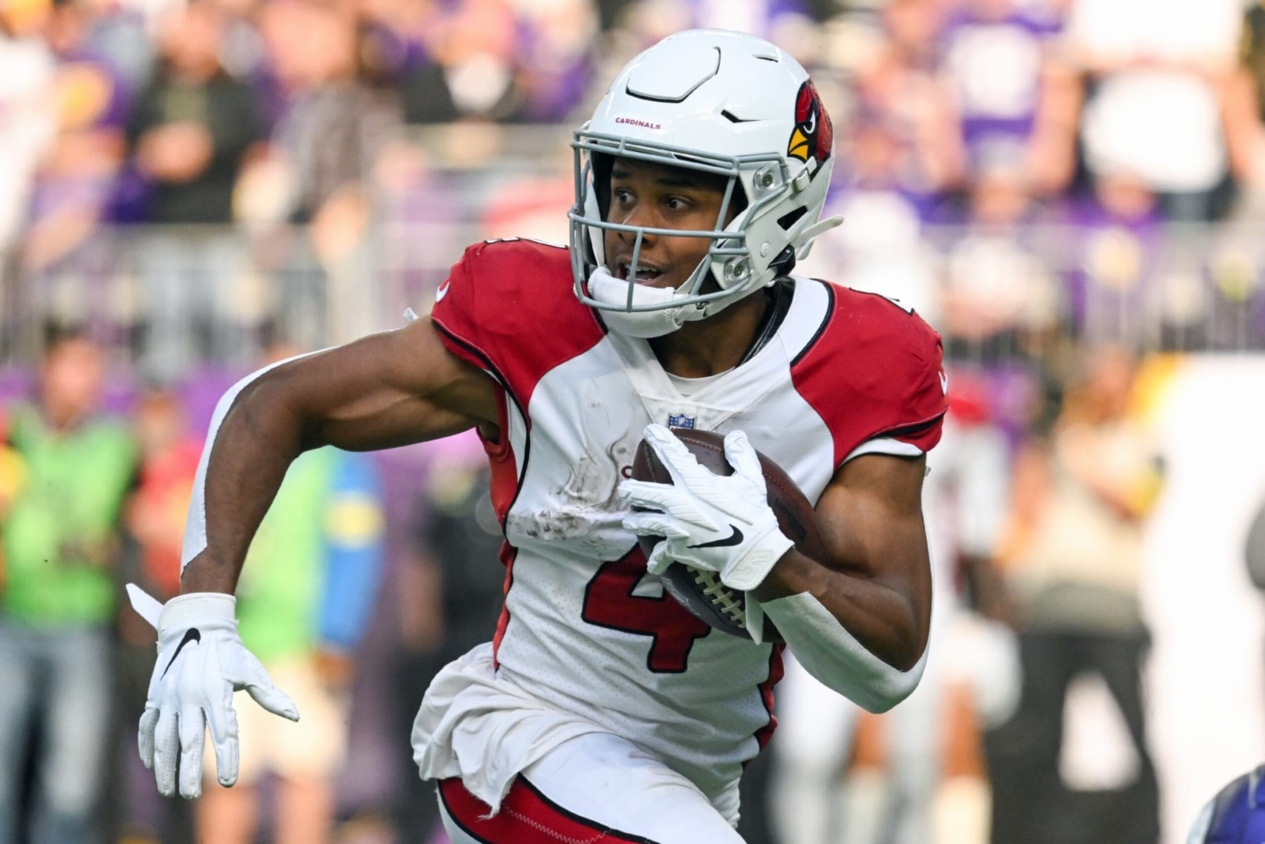 MINNEAPOLIS, MN - OCTOBER 30: Arizona Cardinals wide receiver Rondale Moore (4) runs to the end zone for a 38-yard touchdown reception from Arizona Cardinals quarterback Kyler Murray (1) during third quarter of a game between the Minnesota Vikings and Arizona Cardinals on October 30, 2022, at U.S. Bank Stadium in Minneapolis, MN.(Photo by Nick Wosika/Icon Sportswire via Getty Images) MINNEAPOLIS, MN - OCTOBER 30: Arizona Cardinals wide receiver Rondale Moore (4) runs to the end zone for a 38-yard touchdown reception from Arizona Cardinals quarterback Kyler Murray (1) during third quarter of a game between the Minnesota Vikings and Arizona Cardinals on October 30, 2022, at U.S. Bank Stadium in Minneapolis, MN.(Photo by Nick Wosika/Icon Sportswire via Getty Images)