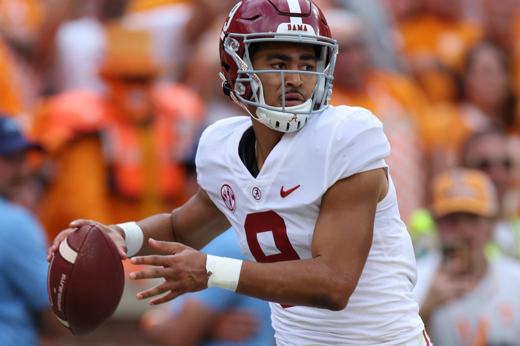 KNOXVILLE, TENNESSEE - OCTOBER 15: Quarterback Bryce Young #9 of the Alabama Crimson Tide looks to pass against the Tennessee Volunteers at Neyland Stadium on October 15, 2022 in Knoxville, Tennessee. Tennessee won the game 52-49. (Photo by Donald Page/Getty Images)