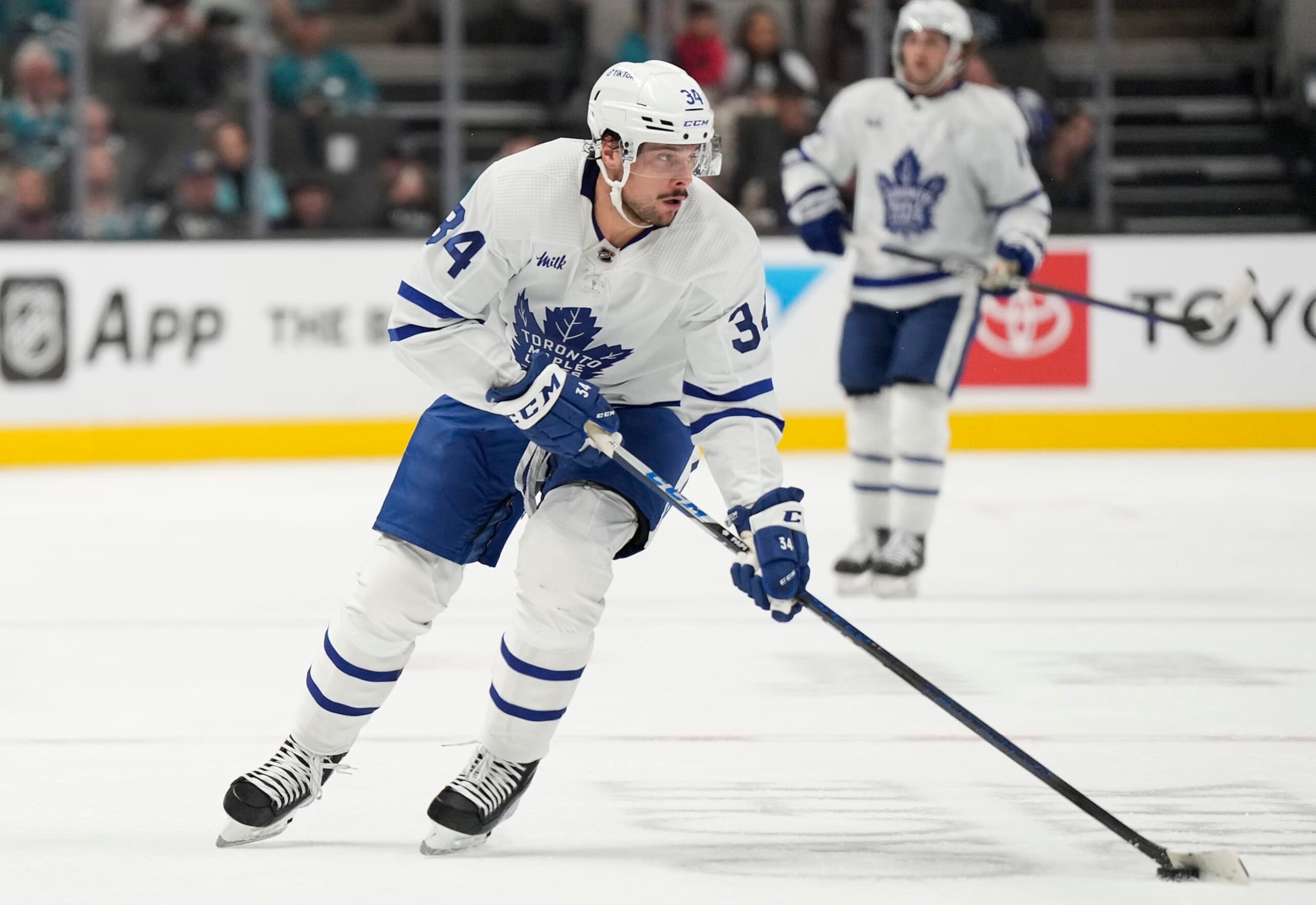 SAN JOSE, CALIFORNIA - OCTOBER 27: Auston Matthews #34 of the Toronto Maple Leafs skates with the puck against the San Jose Sharks during the first period of an NHL hockey game at SAP Center on October 27, 2022 in San Jose, California. (Photo by Thearon W. Henderson/Getty Images) SAN JOSE, CALIFORNIA - OCTOBER 27: Auston Matthews #34 of the Toronto Maple Leafs skates with the puck against the San Jose Sharks during the first period of an NHL hockey game at SAP Center on October 27, 2022 in San Jose, California. (Photo by Thearon W. Henderson/Getty Images)
