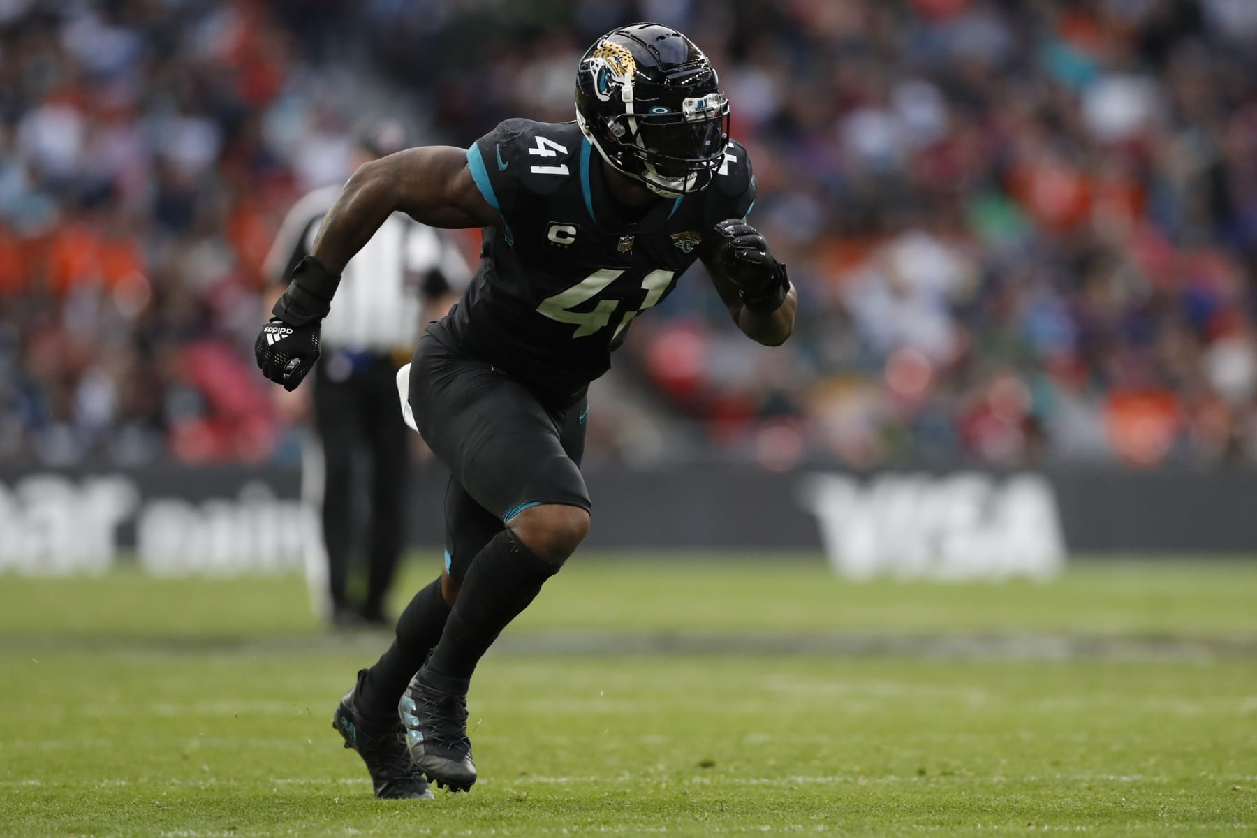 Jacksonville Jaguars linebacker Josh Allen (41) in action during an NFL football game against the Denver Broncos at Wembley Stadium in London, Sunday, Oct. 30, 2022. The Denver Broncos defeated the Jacksonville Jaguars 21-17. (AP Photo/Steve Luciano)
