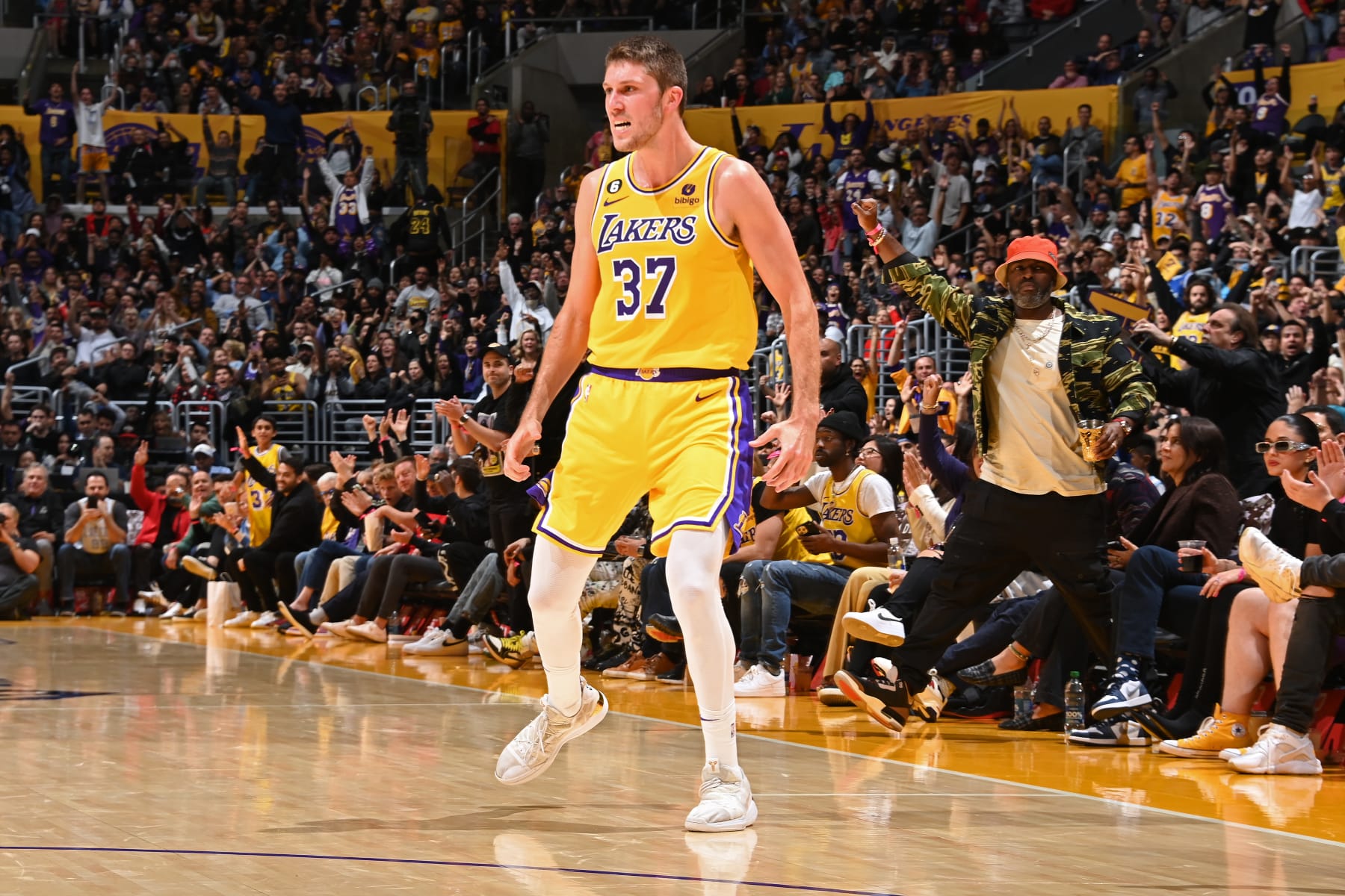 LOS ANGELES, CA - NOVEMBER 2: Matt Ryan #37 of the Los Angeles Lakers celebrates against the New Orleans Pelicans on November 2, 2022 at Crypto.Com Arena in Los Angeles, California. NOTE TO USER: User expressly acknowledges and agrees that, by downloading and/or using this Photograph, user is consenting to the terms and conditions of the Getty Images License Agreement. Mandatory Copyright Notice: Copyright 2022 NBAE (Photo by Andrew D. Bernstein/NBAE via Getty Images)