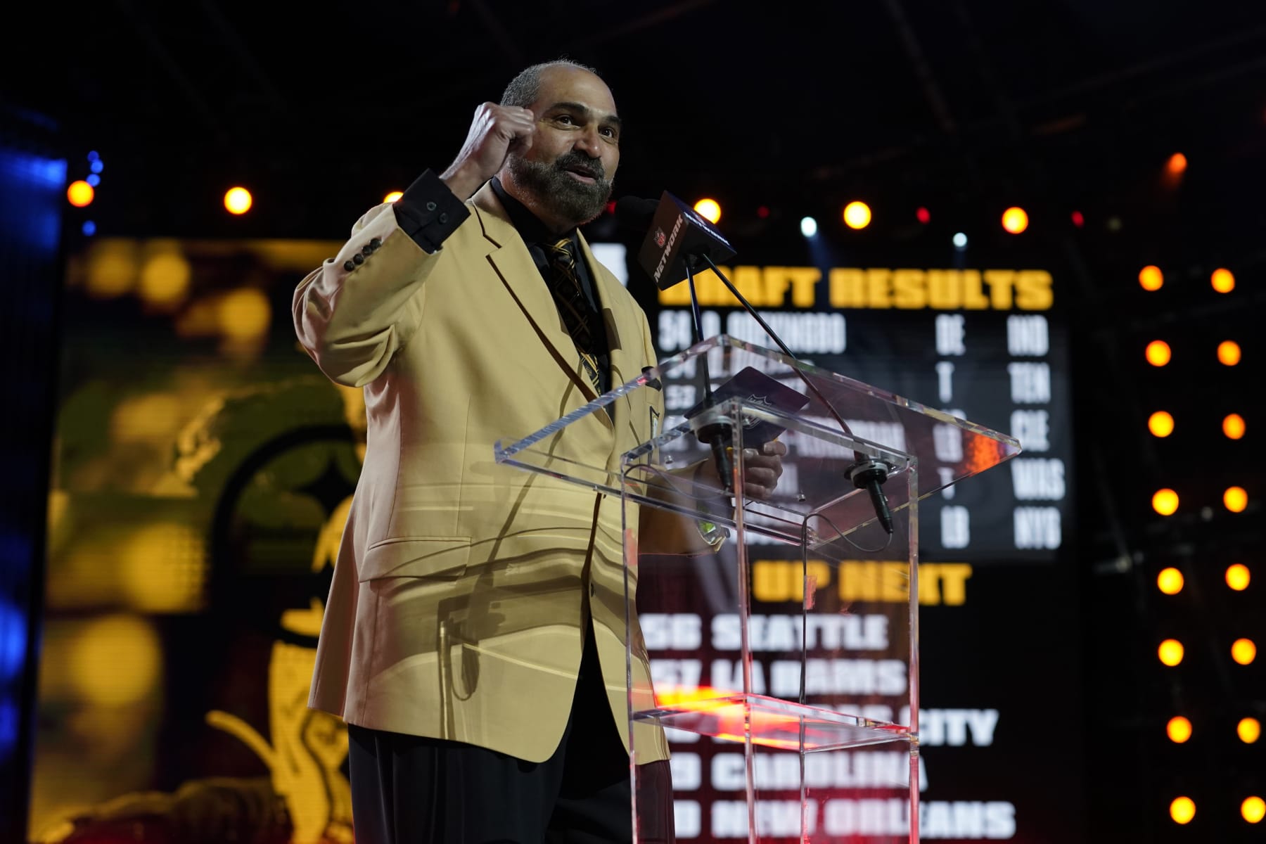 Franco Harris announces the Pittsburgh Steelers pick during the second round of the 2022 NFL Draft.