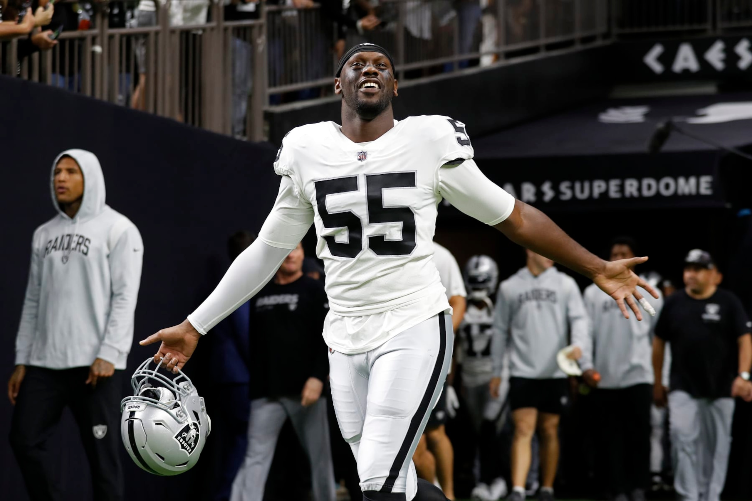 Raiders Edge Chandler Jones Raiders Edge Chandler Jones