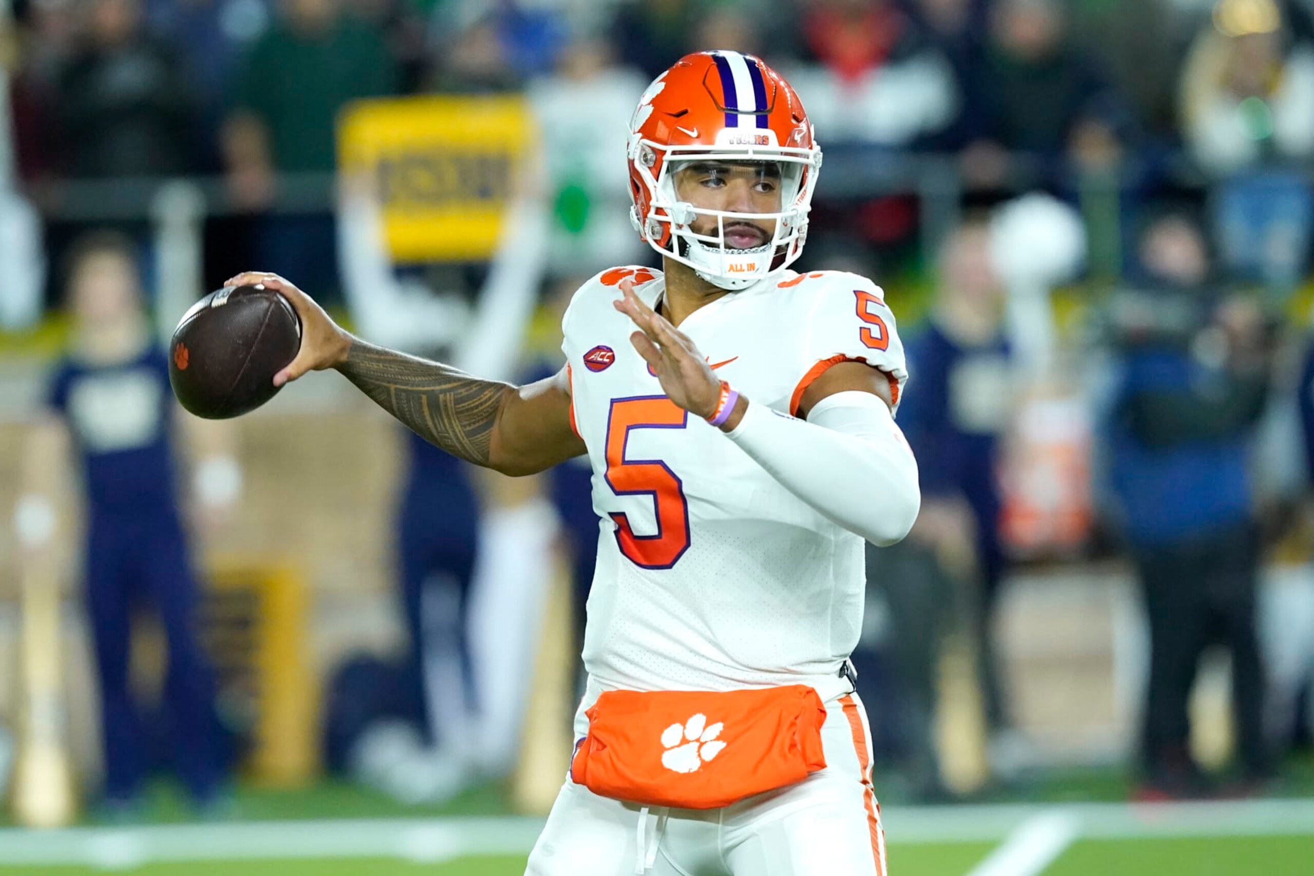 Clemson's D.J. Uiagalelei