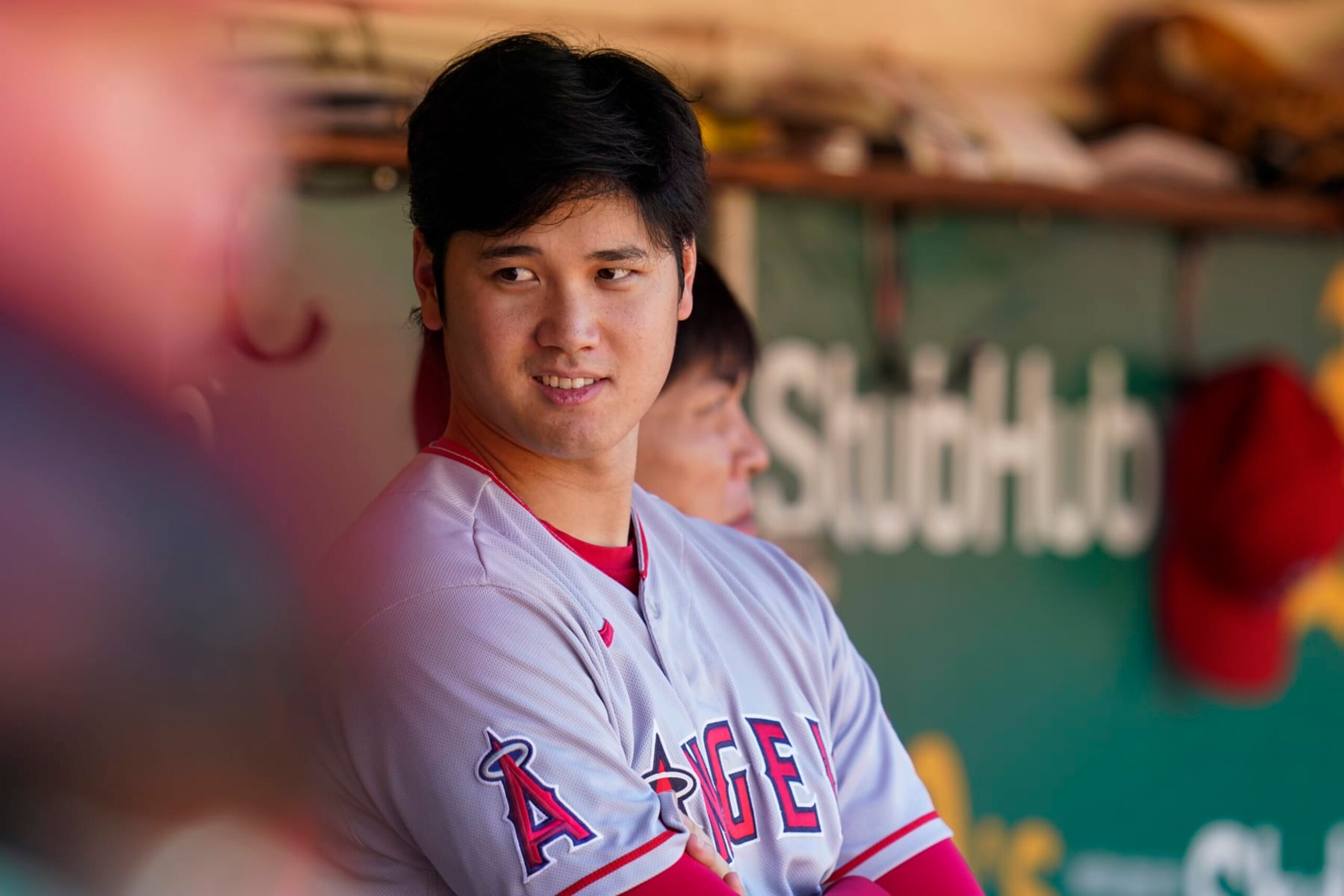 Los Angeles Angels' Shohei Ohtani stands in the dugout during the seventh inning of a baseball game against the Oakland Athletics in Oakland, Calif., Wednesday, Oct. 5, 2022. (AP Photo/Godofredo A. Vรกsquez) Los Angeles Angels' Shohei Ohtani stands in the dugout during the seventh inning of a baseball game against the Oakland Athletics in Oakland, Calif., Wednesday, Oct. 5, 2022. (AP Photo/Godofredo A. Vรกsquez)