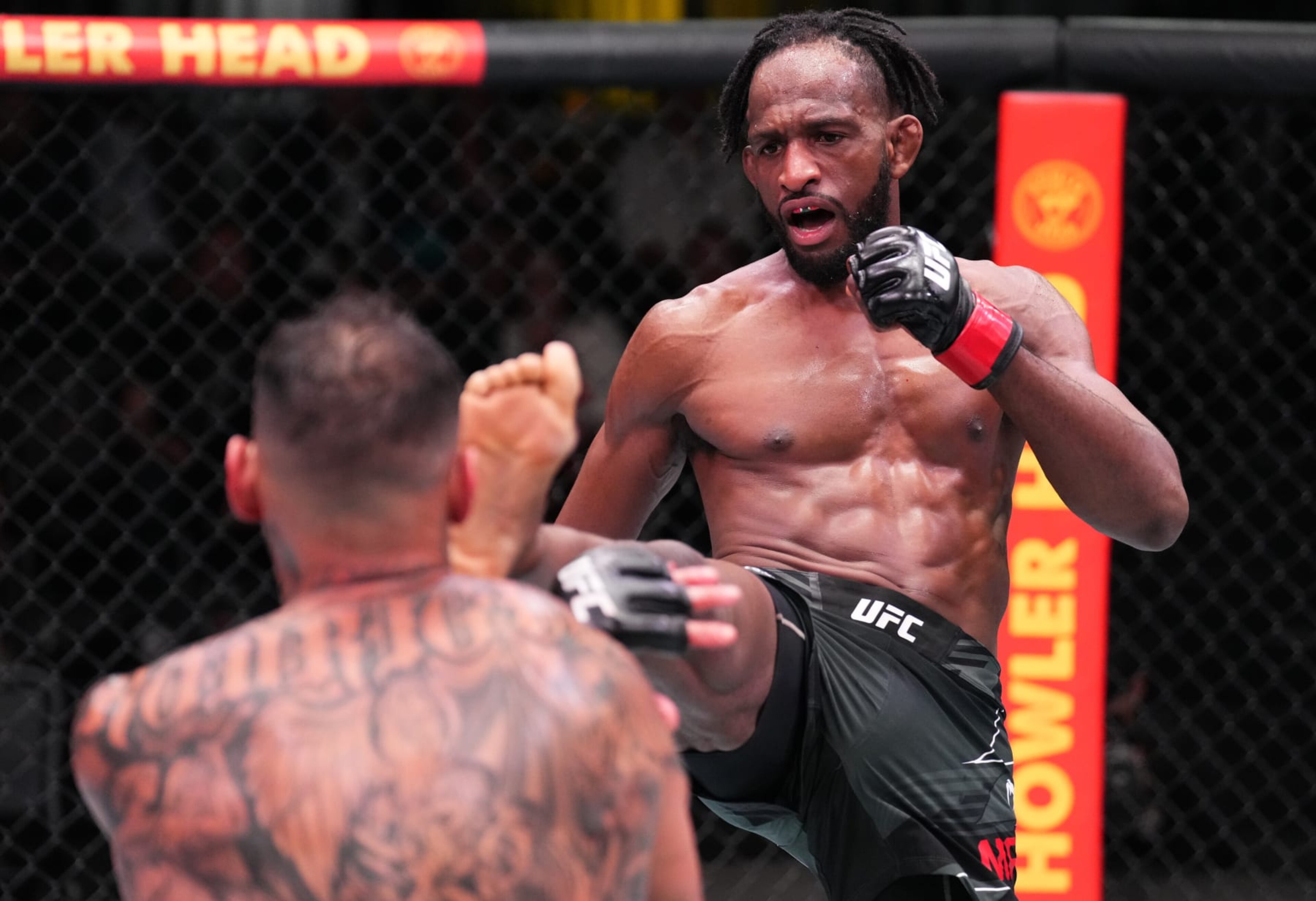 Neil Magny.