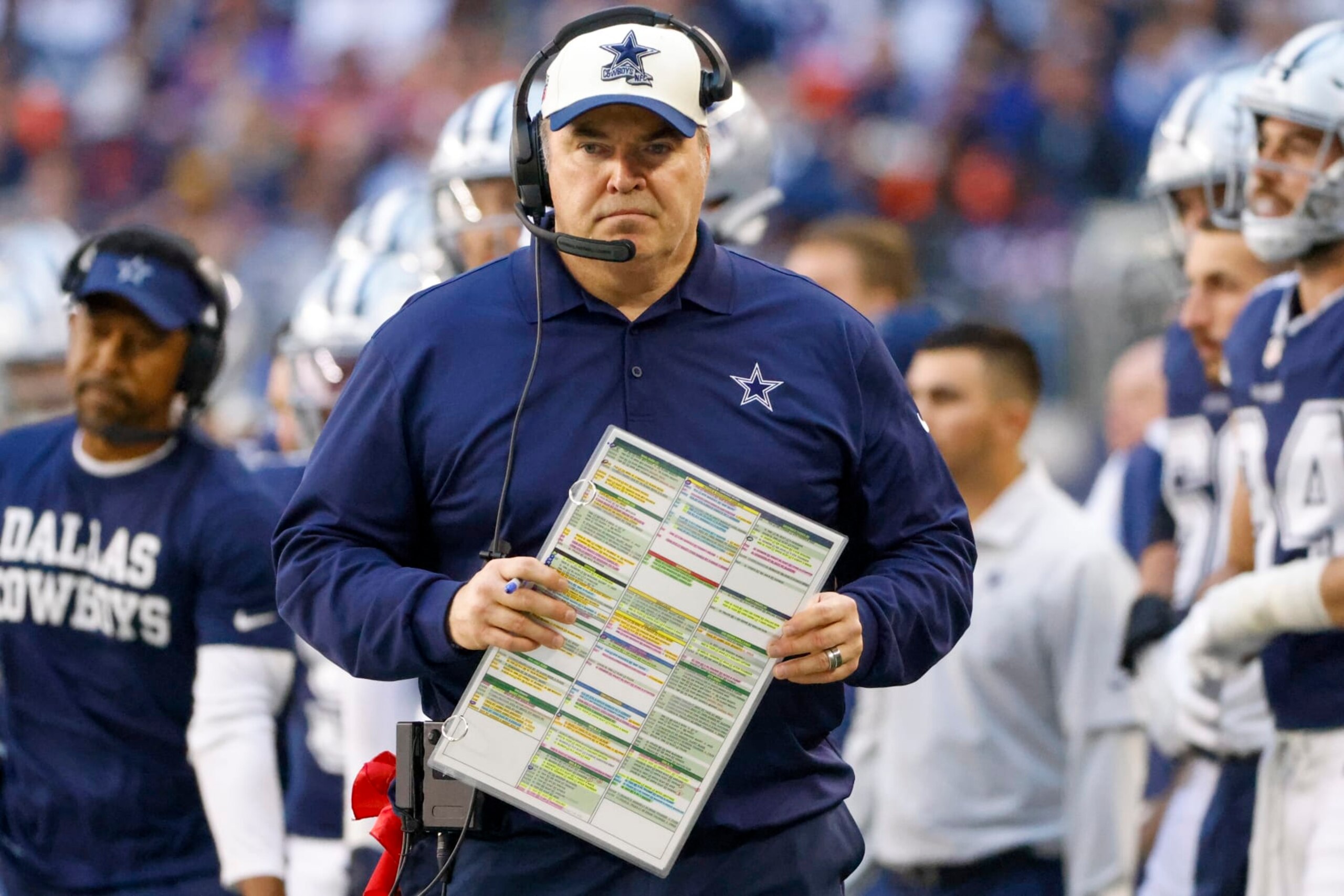 Dallas Cowboys head coach Mike McCarthy watches during the first half of an NFL football game against the Chicago Bears Sunday, Oct. 30, 2022, in Arlington, Texas. (AP Photo/Ron Jenkins) Dallas Cowboys head coach Mike McCarthy watches during the first half of an NFL football game against the Chicago Bears Sunday, Oct. 30, 2022, in Arlington, Texas. (AP Photo/Ron Jenkins)
