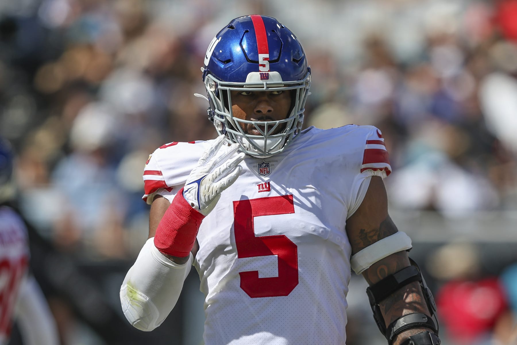 New York Giants defensive end Kayvon Thibodeaux (5) signals a teammate during an NFL football game against the Jacksonville Jaguars on Sunday, Oct. 23, 2022, in Jacksonville, Fla. (AP Photo/Gary McCullough)