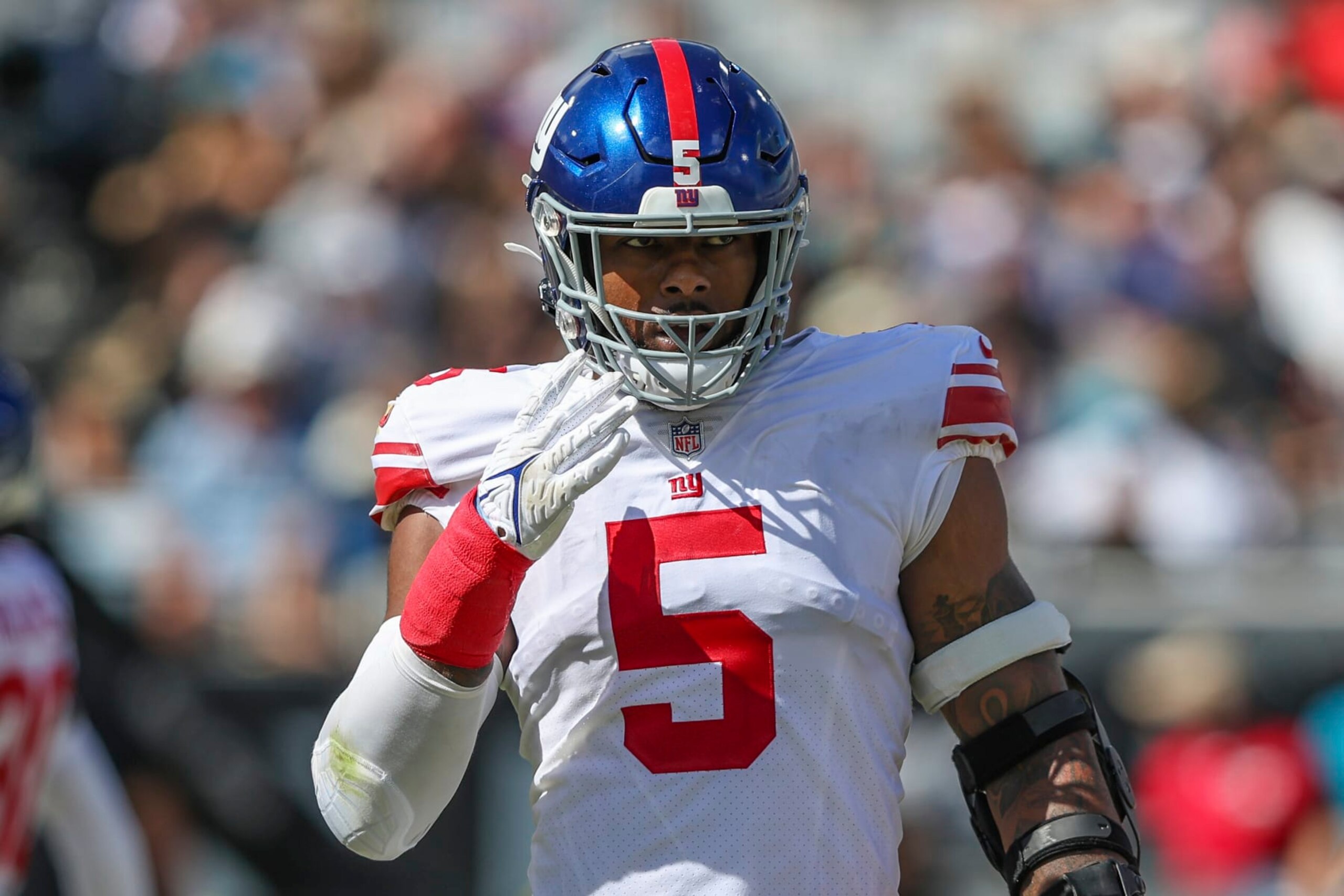 New York Giants defensive end Kayvon Thibodeaux (5) signals a teammate during an NFL football game against the Jacksonville Jaguars on Sunday, Oct. 23, 2022, in Jacksonville, Fla. (AP Photo/Gary McCullough)