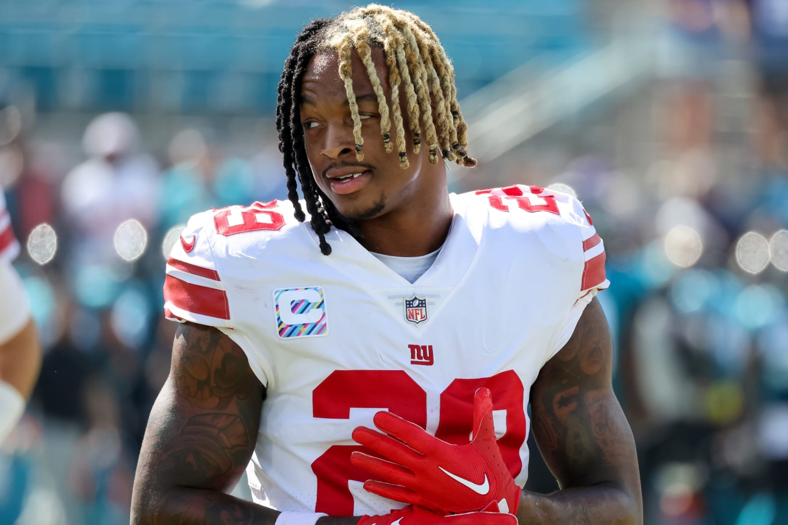 JACKSONVILLE, FLORIDA - OCTOBER 23: Xavier McKinney #29 of the New York Giants warms up against the Jacksonville Jaguars at TIAA Bank Field on October 23, 2022 in Jacksonville, Florida. (Photo by Mike Carlson/Getty Images) JACKSONVILLE, FLORIDA - OCTOBER 23: Xavier McKinney #29 of the New York Giants warms up against the Jacksonville Jaguars at TIAA Bank Field on October 23, 2022 in Jacksonville, Florida. (Photo by Mike Carlson/Getty Images)