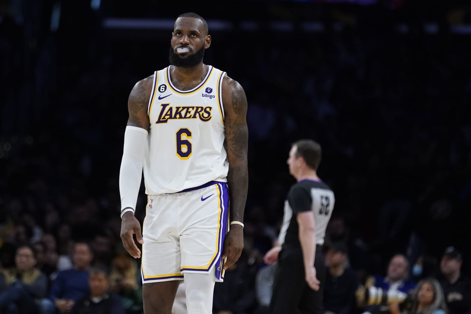 Los Angeles Lakers forward LeBron James (6) walks back to the defensive side of the court during the second half of an NBA basketball game against the Cleveland Cavaliers, Sunday, Nov. 6, 2022, in Los Angeles. (AP Photo/Marcio Jose Sanchez)