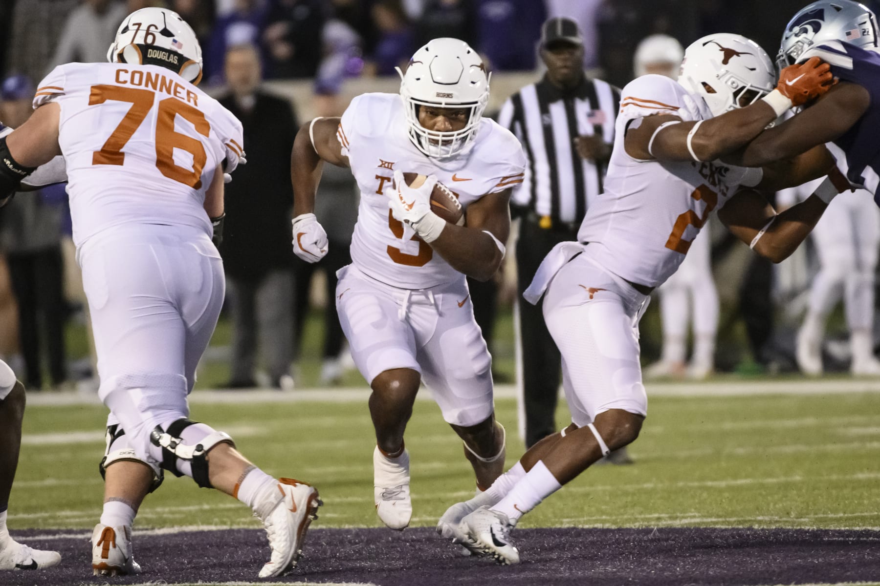 Texas running back Bijan Robinson