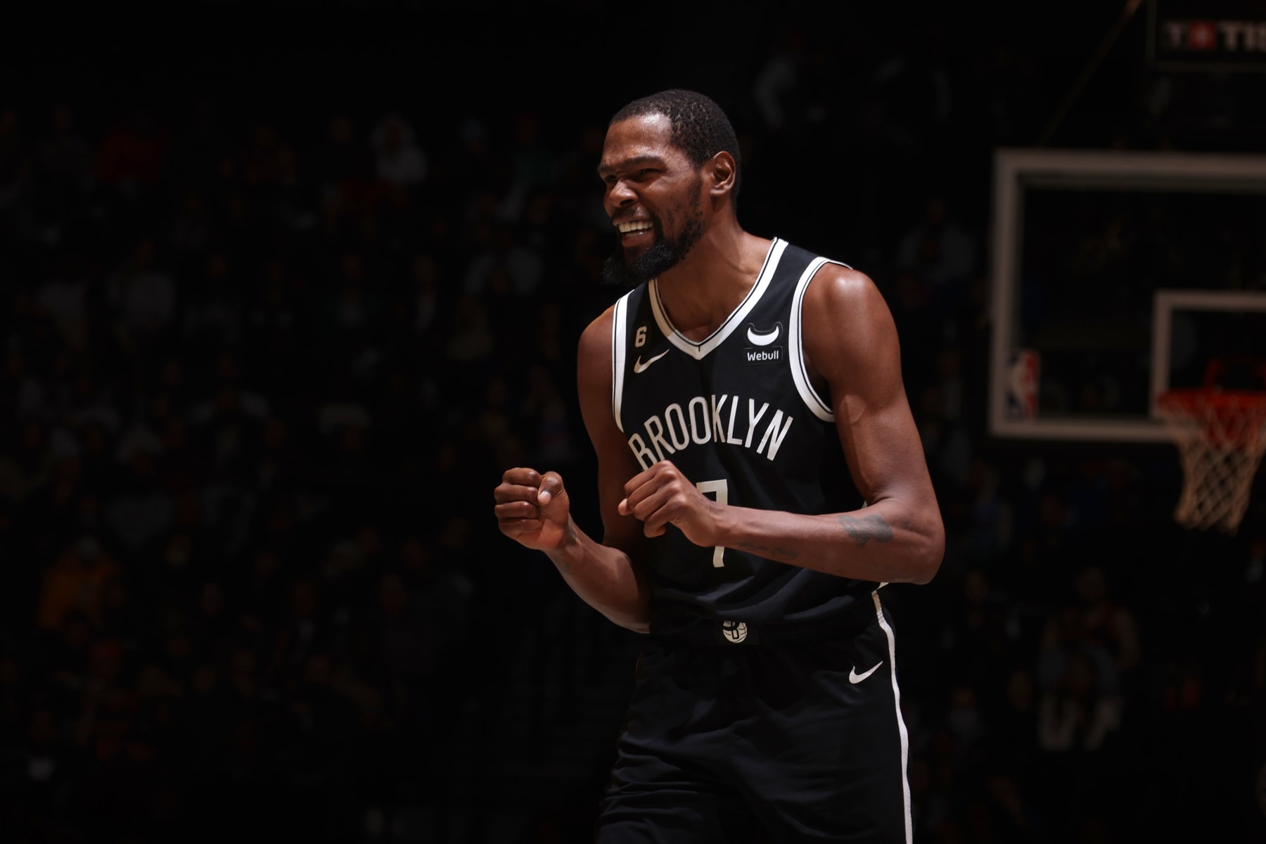 BROOKLYN, NY - NOVEMBER 9: Kevin Durant #7 of the Brooklyn Nets reacts to a play during the game against the New York Knicks on November 9, 2022 at Barclays Center in Brooklyn, New York. NOTE TO USER: User expressly acknowledges and agrees that, by downloading and or using this Photograph, user is consenting to the terms and conditions of the Getty Images License Agreement. Mandatory Copyright Notice: Copyright 2022 NBAE (Photo by Nathaniel S. Butler/NBAE via Getty Images)