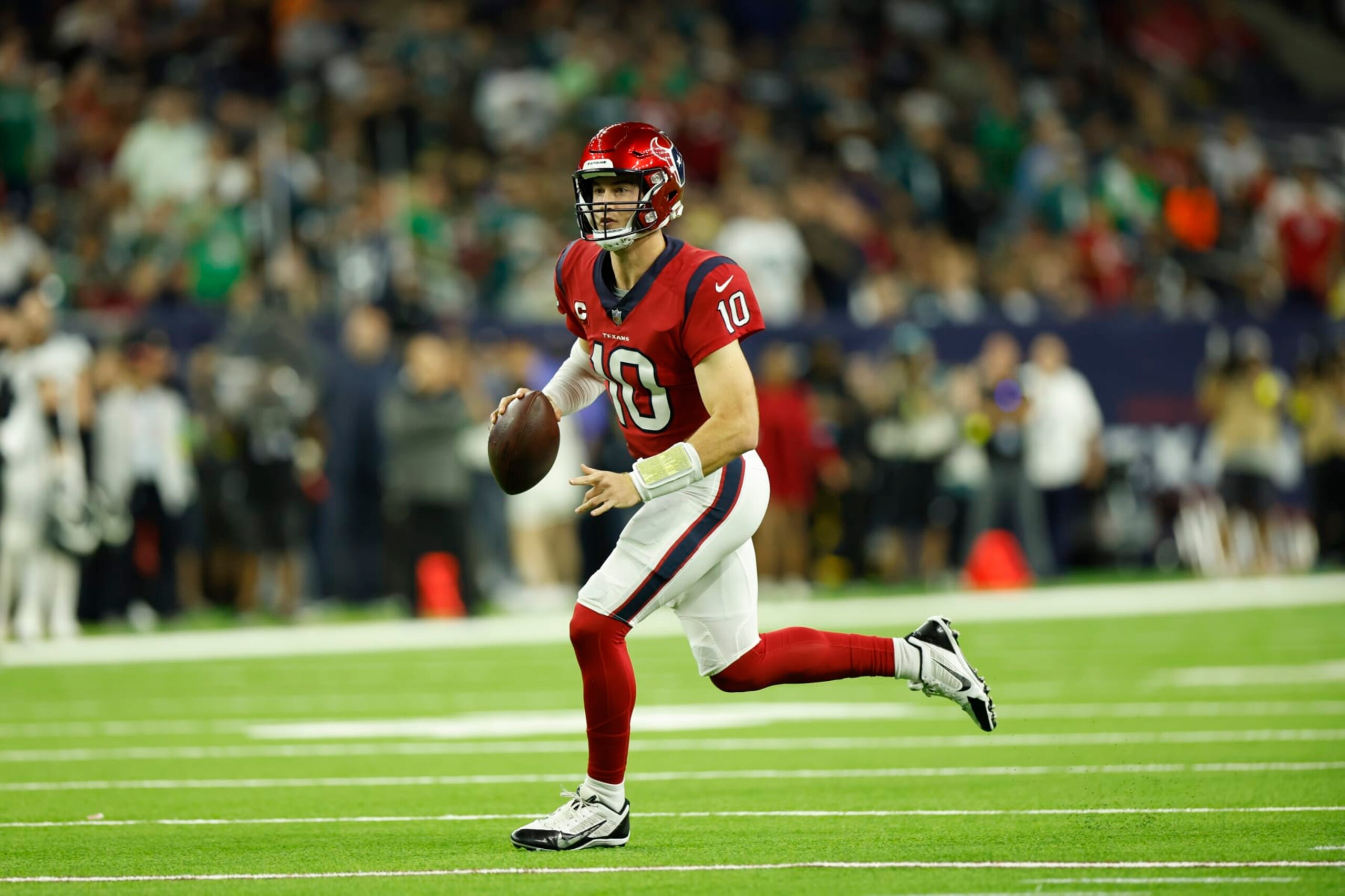 Houston Texans quarterback Davis Mills (10) looks to pass during an NFL Football game against the Philadelphia Eagles on Thursday, November 3, 2022, in Houston. (AP Photo/Matt Patterson) Houston Texans quarterback Davis Mills (10) looks to pass during an NFL Football game against the Philadelphia Eagles on Thursday, November 3, 2022, in Houston. (AP Photo/Matt Patterson)
