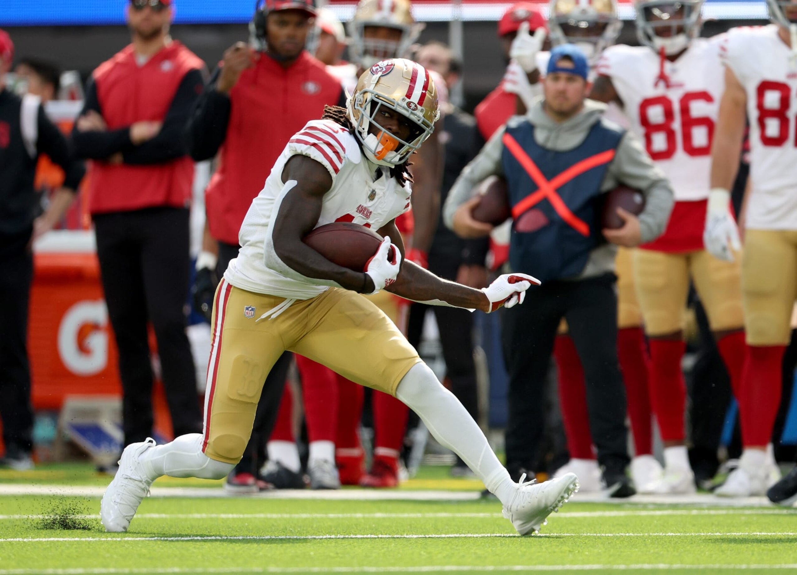 Brandon Aiyuk and the Niners will need a little help to optimize their playoff position. Brandon Aiyuk and the Niners will need a little help to optimize their playoff position.