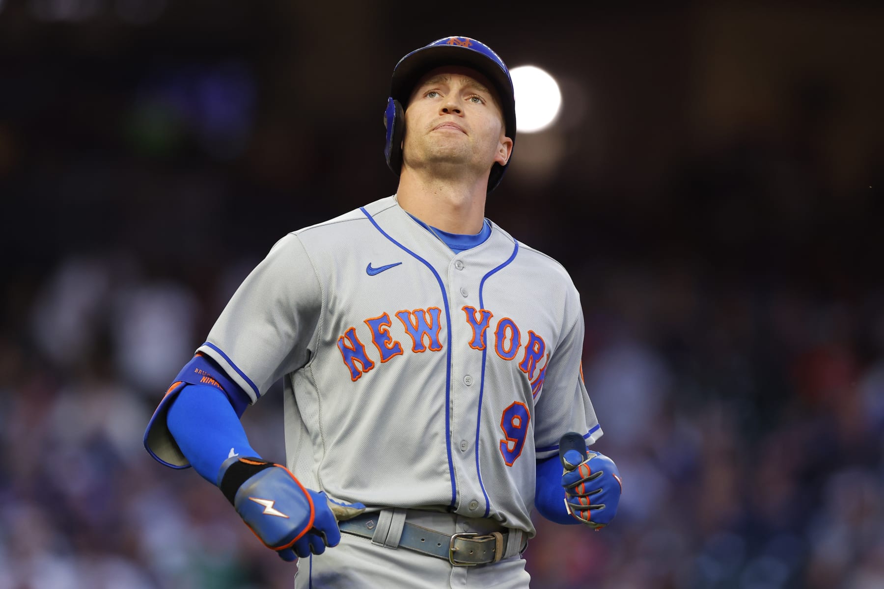 ATLANTA, GA - SEPTEMBER 30: Brandon Nimmo #9 of the New York Mets reacts as a ball goes foul during the first inning against the Atlanta Braves at Truist Park on September 30, 2022 in Atlanta, Georgia. (Photo by Todd Kirkland/Getty Images)