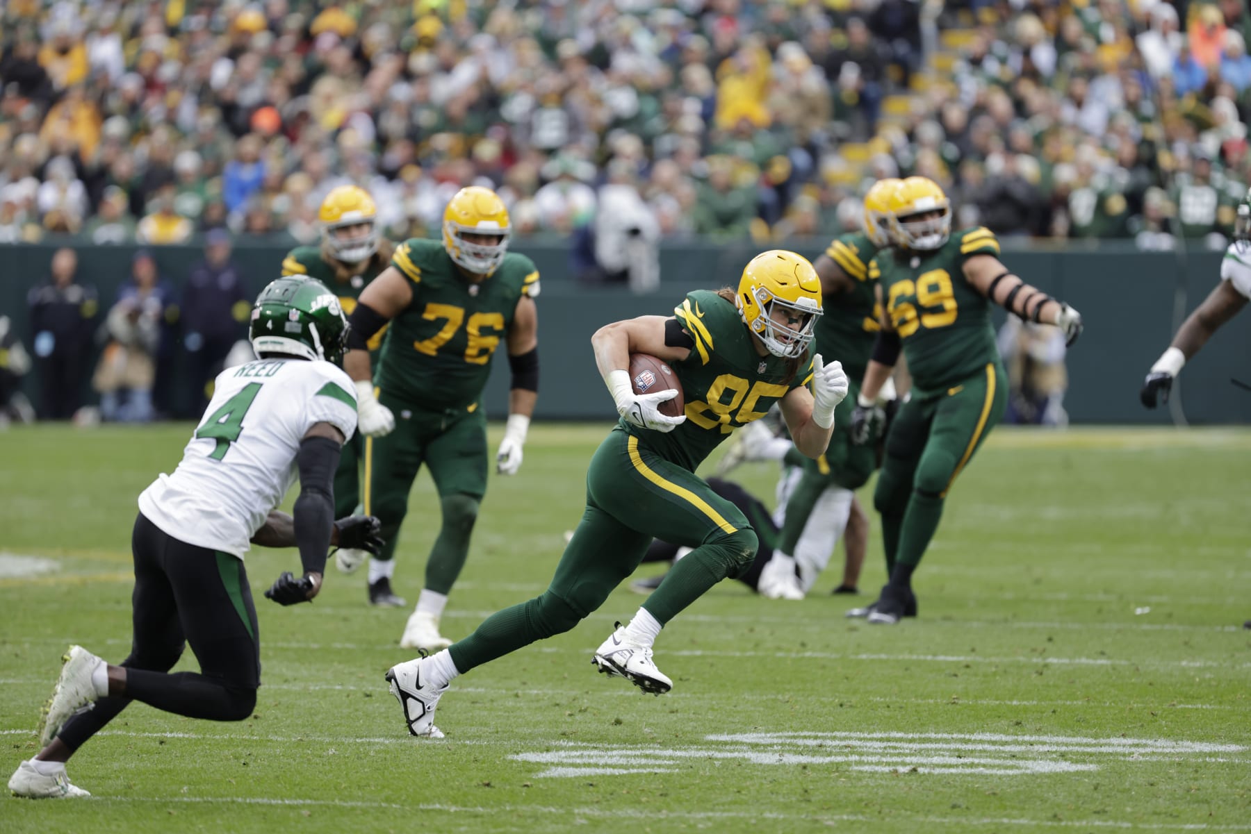 Green Bay Packers tight end Robert Tonyan (85) during an NFL football game on Sunday, Oct. 17, 2022, in Green Bay, Wis. (AP Photo/Mike Roemer)