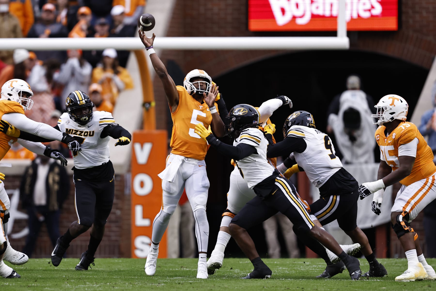 Tennessee quarterback Hendon Hooker (5) throws a pass during the first half of an NCAA college football game against Missouri Saturday, Nov. 12, 2022, in Knoxville, Tenn. (AP Photo/Wade Payne)