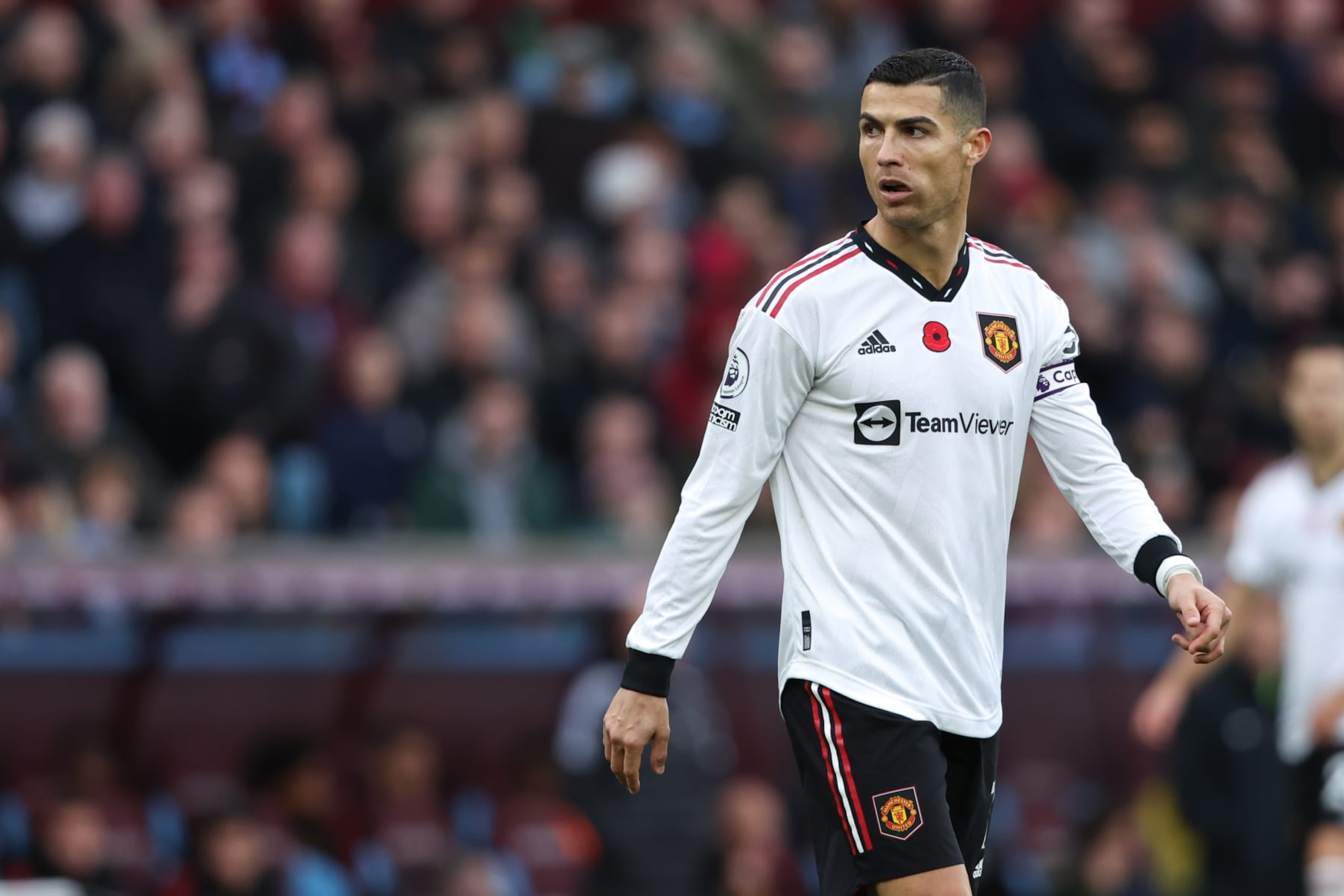 BIRMINGHAM, ENGLAND - NOVEMBER 06: Cristiano Ronaldo of Manchester United during the Premier League match between Aston Villa and Manchester United at Villa Park on November 6, 2022 in Birmingham, United Kingdom. (Photo by Matthew Ashton - AMA/Getty Images)