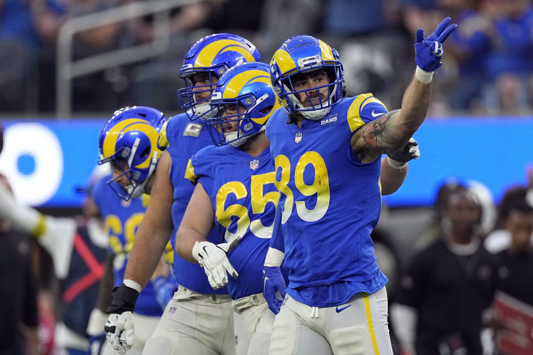 Los Angeles Rams tight end Tyler Higbee (89) signals during the second half of an NFL football game against the Arizona Cardinals Sunday, Nov. 13, 2022, in Inglewood, Calif. (AP Photo/Mark J. Terrill)