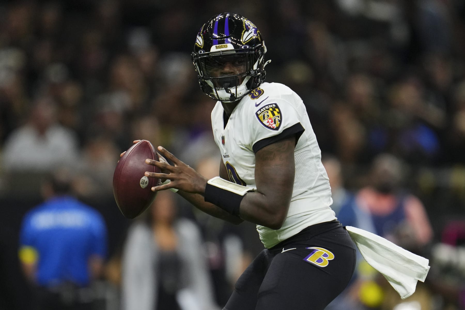 NEW ORLEANS, LA - NOVEMBER 07: Lamar Jackson #8 of the Baltimore Ravens throws the ball against the New Orleans Saints at Caesars Superdome on November 7, 2022 in New Orleans, Louisiana. (Photo by Cooper Neill/Getty Images)