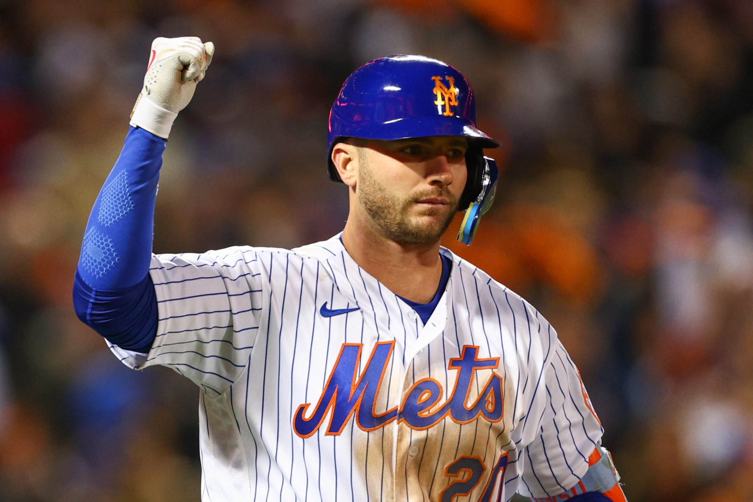 NEW YORK, NEW YORK - OCTOBER 08: Pete Alonso #20 of the New York Mets hits a solo home run off of Nick Martinez #21 of the San Diego Padres during the fifth inning in game two of the Wild Card Series at Citi Field on October 08, 2022 in New York City. (Photo by Elsa/Getty Images) NEW YORK, NEW YORK - OCTOBER 08: Pete Alonso #20 of the New York Mets hits a solo home run off of Nick Martinez #21 of the San Diego Padres during the fifth inning in game two of the Wild Card Series at Citi Field on October 08, 2022 in New York City. (Photo by Elsa/Getty Images)