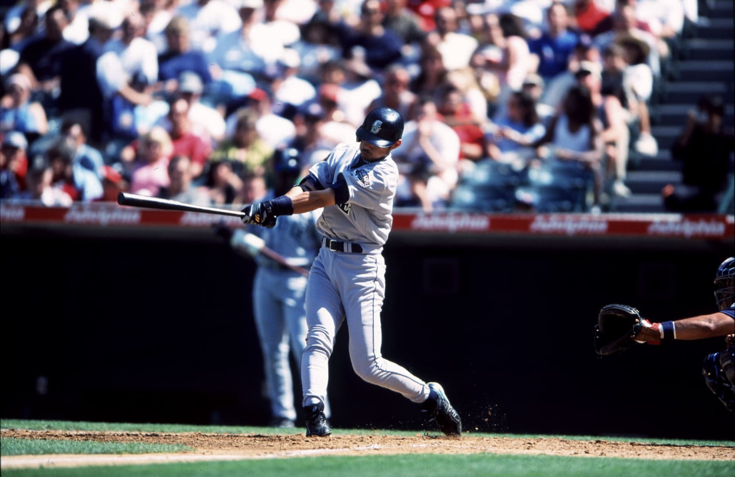 15 Apr 2001: Ichiro Suzuki of the Seattle Mariners in action during the M's game versus the Anaheim Angels at Edison Field in Anaheim, CA. (Photo by John Cordes/Icon Sportswire via Getty Images) 15 Apr 2001: Ichiro Suzuki of the Seattle Mariners in action during the M's game versus the Anaheim Angels at Edison Field in Anaheim, CA. (Photo by John Cordes/Icon Sportswire via Getty Images)
