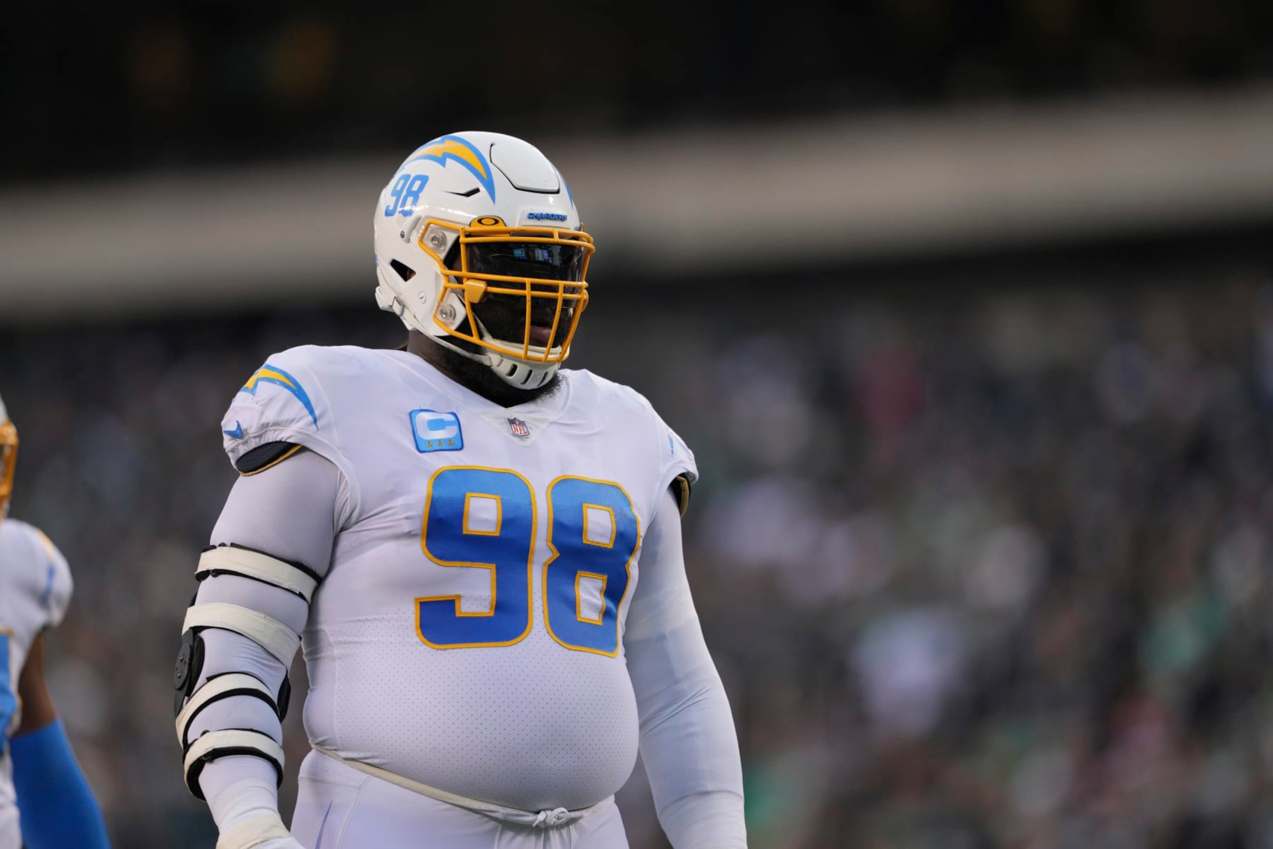 PHILADELPHIA, PA - NOVEMBER 07: Los Angeles Chargers defensive tackle Linval Joseph (98) looks on during the game between the Los Angeles Chargers  and the Philadelphia Eagles on November 7, 2021 at Lincoln Financial Field in Philadelphia, PA. (Photo by Andy Lewis/Icon Sportswire via Getty Images)