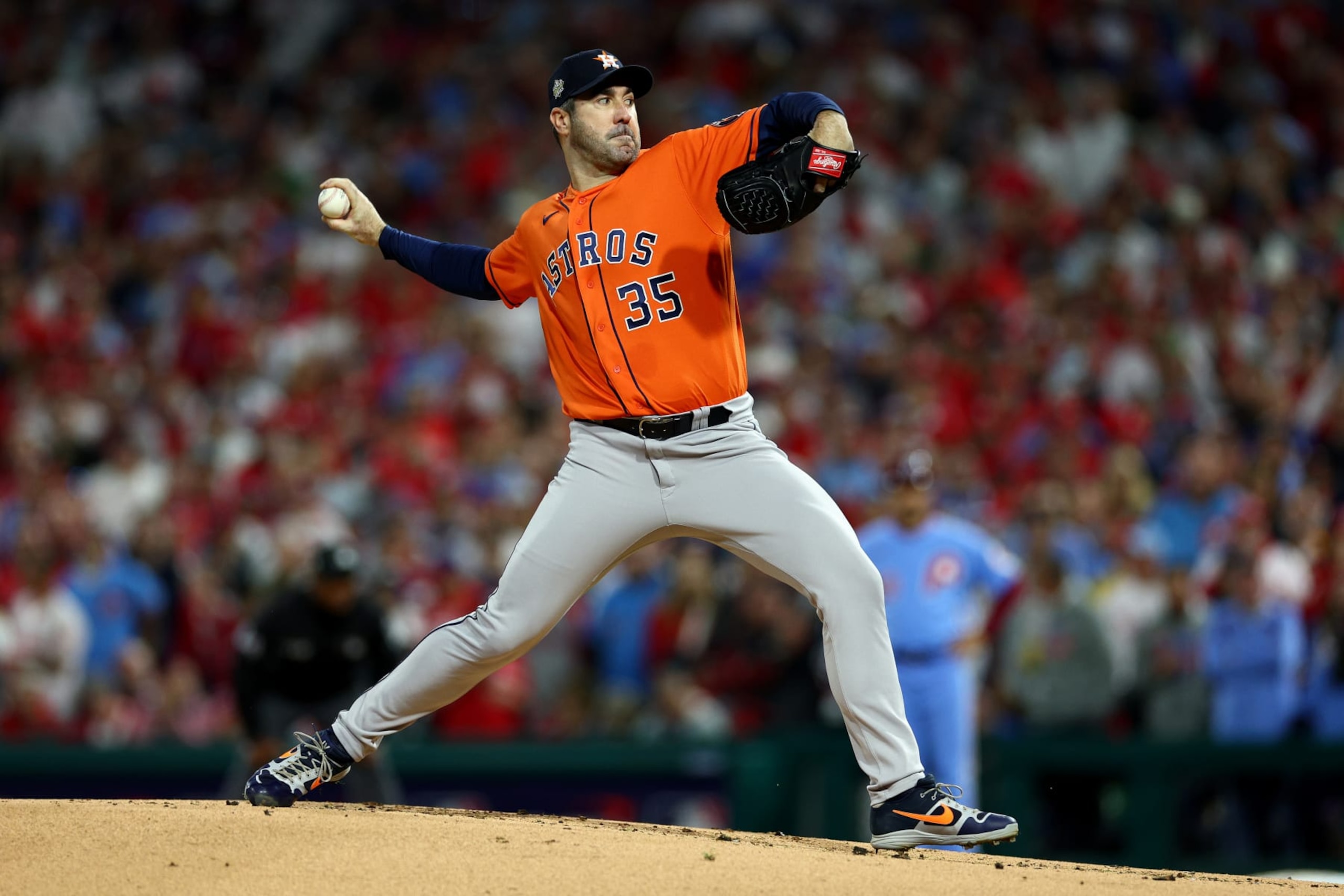 PHILADELPHIA, PENNSYLVANIA - NOVEMBER 03: Justin Verlander #35 of the Houston Astros delivers a pitch against the Philadelphia Phillies during the first inning in Game Five of the 2022 World Series at Citizens Bank Park on November 03, 2022 in Philadelphia, Pennsylvania. (Photo by Elsa/Getty Images)