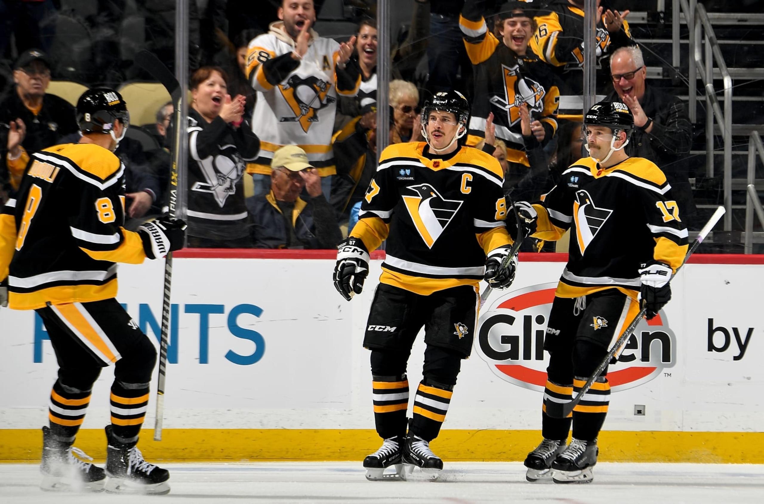 PITTSBURGH, PA - NOVEMBER 15: Sidney Crosby #87 of the Pittsburgh Penguins celebrates his second period goal against the Toronto Maple Leafs during the game at PPG PAINTS Arena on November 15, 2022 in Pittsburgh, Pennsylvania. (Photo by Joe Sargent/NHLI via Getty Images) PITTSBURGH, PA - NOVEMBER 15: Sidney Crosby #87 of the Pittsburgh Penguins celebrates his second period goal against the Toronto Maple Leafs during the game at PPG PAINTS Arena on November 15, 2022 in Pittsburgh, Pennsylvania. (Photo by Joe Sargent/NHLI via Getty Images)