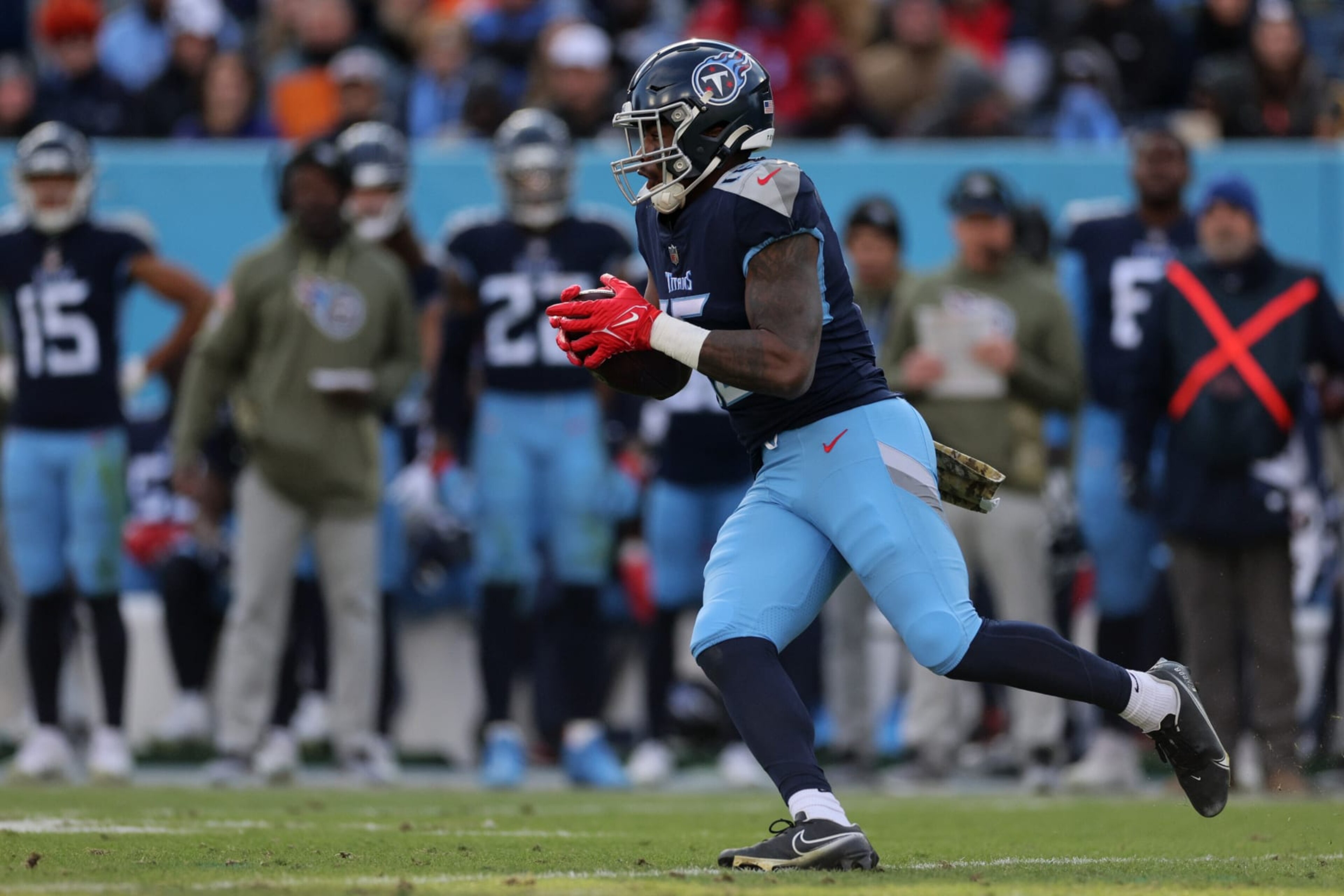 NASHVILLE, TENNESSEE - NOVEMBER 13: Treylon Burks #16 of the Tennessee Titans runs upfield during the second half against the Denver Broncos at Nissan Stadium on November 13, 2022 in Nashville, Tennessee. (Photo by Andy Lyons/Getty Images)