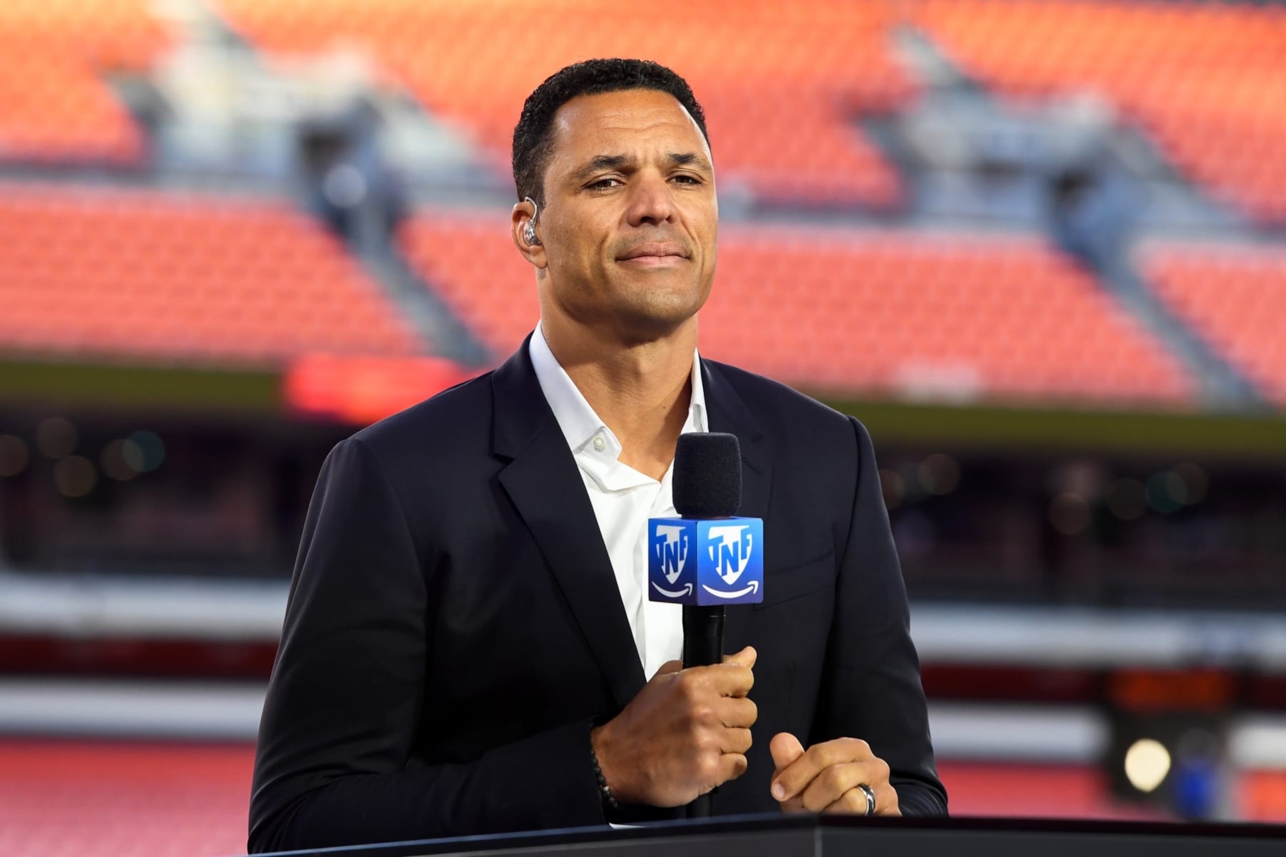 CLEVELAND, OH - SEPTEMBER 22: Former NFL tight end and Thursday Night Football analyst Tony Gonzalez takes part in a segment prior to a game between the Pittsburgh Steelers and the Cleveland Browns at FirstEnergy Stadium on September 22, 2022 in Cleveland, Ohio. (Photo by Nick Cammett/Diamond Images via Getty Images) CLEVELAND, OH - SEPTEMBER 22: Former NFL tight end and Thursday Night Football analyst Tony Gonzalez takes part in a segment prior to a game between the Pittsburgh Steelers and the Cleveland Browns at FirstEnergy Stadium on September 22, 2022 in Cleveland, Ohio. (Photo by Nick Cammett/Diamond Images via Getty Images)