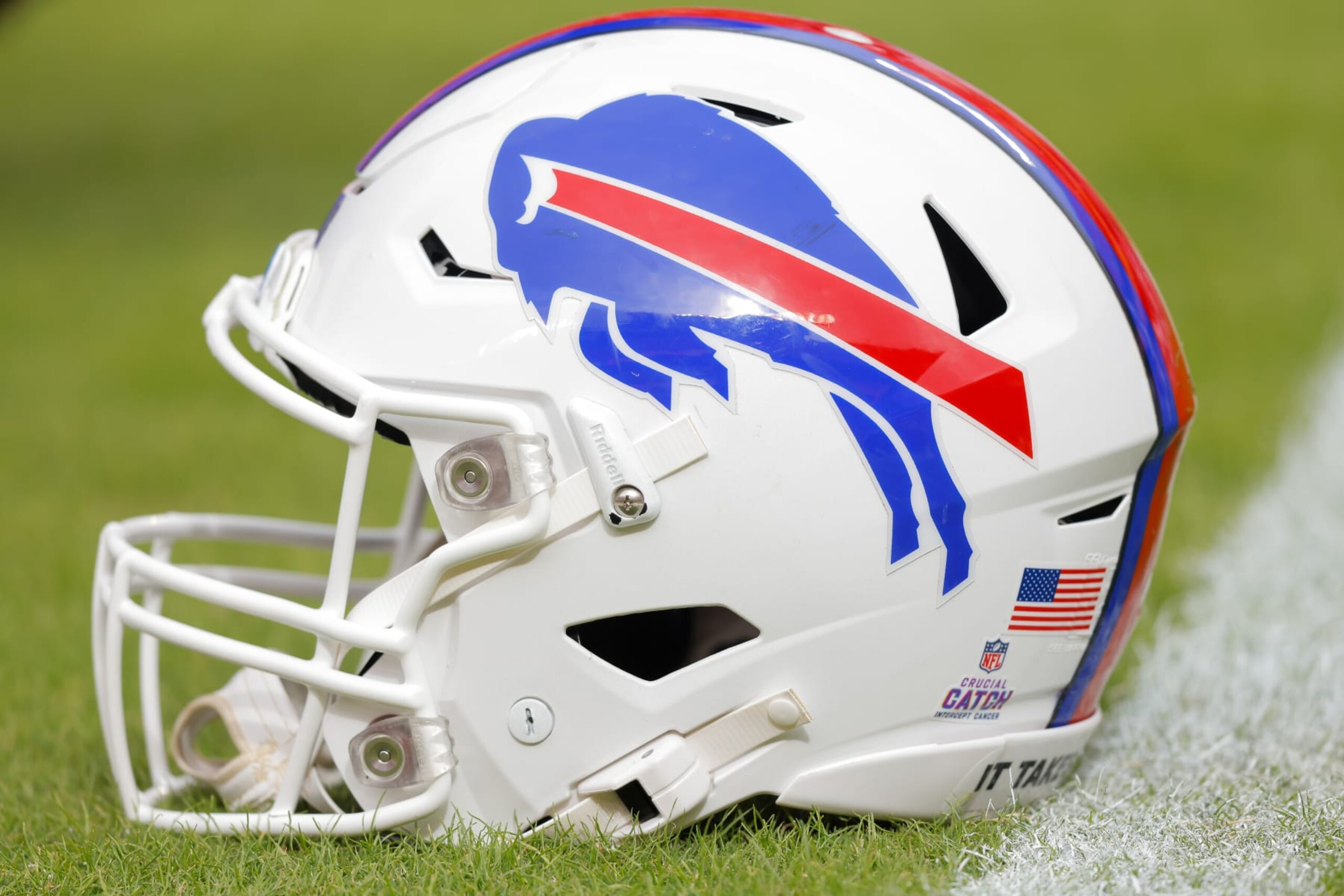 KANSAS CITY, MO - OCTOBER 16: A Buffalo Bills helmet sits on the grass field prior to the game between the Kansas City Chiefs and the Buffalo Bills at Arrowhead Stadium on October 16, 2022 in Kansas City, Missouri. (Photo by David Eulitt/Getty Images) KANSAS CITY, MO - OCTOBER 16: A Buffalo Bills helmet sits on the grass field prior to the game between the Kansas City Chiefs and the Buffalo Bills at Arrowhead Stadium on October 16, 2022 in Kansas City, Missouri. (Photo by David Eulitt/Getty Images)