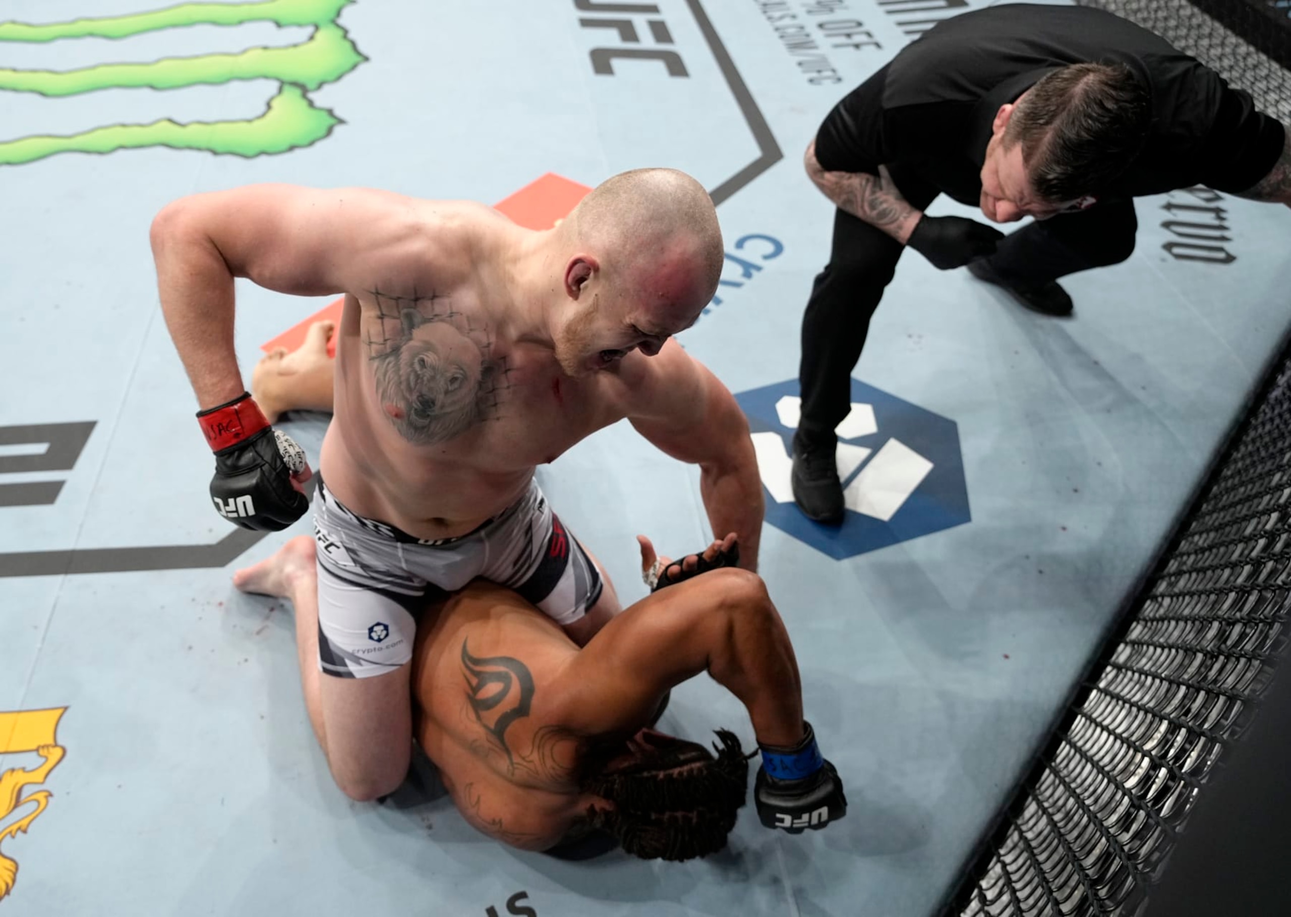 Serghei Spivac beats Greg Hardy at UFC 272. Serghei Spivac beats Greg Hardy at UFC 272.