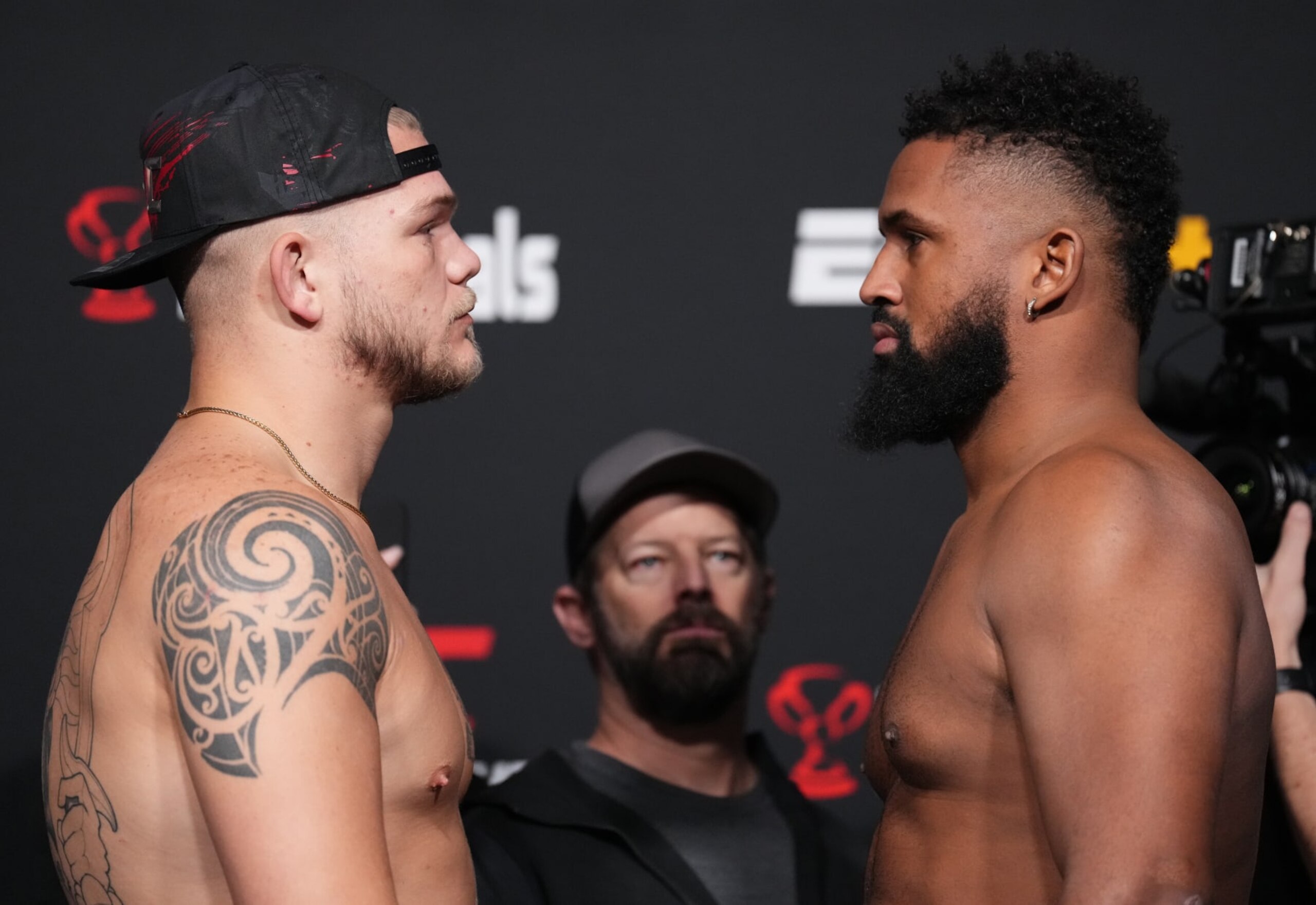 Chase Sherman will fight Waldo Cortes Acosta on the main card. Chase Sherman will fight Waldo Cortes Acosta on the main card.