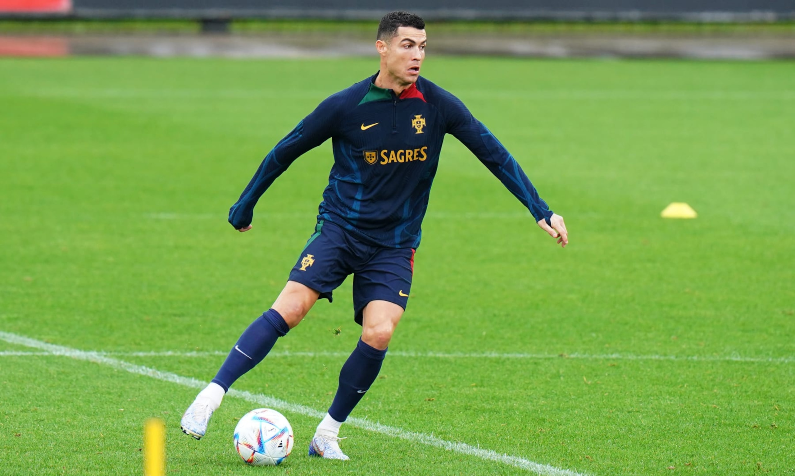 OEIRAS, PORTUGAL - NOVEMBER 15: Cristiano Ronaldo of Portugal in action during the Portugal training session at Cidade do Futebol FPF on November 15, 2022 in Oeiras, Portugal.  (Photo by Gualter Fatia/Getty Images)